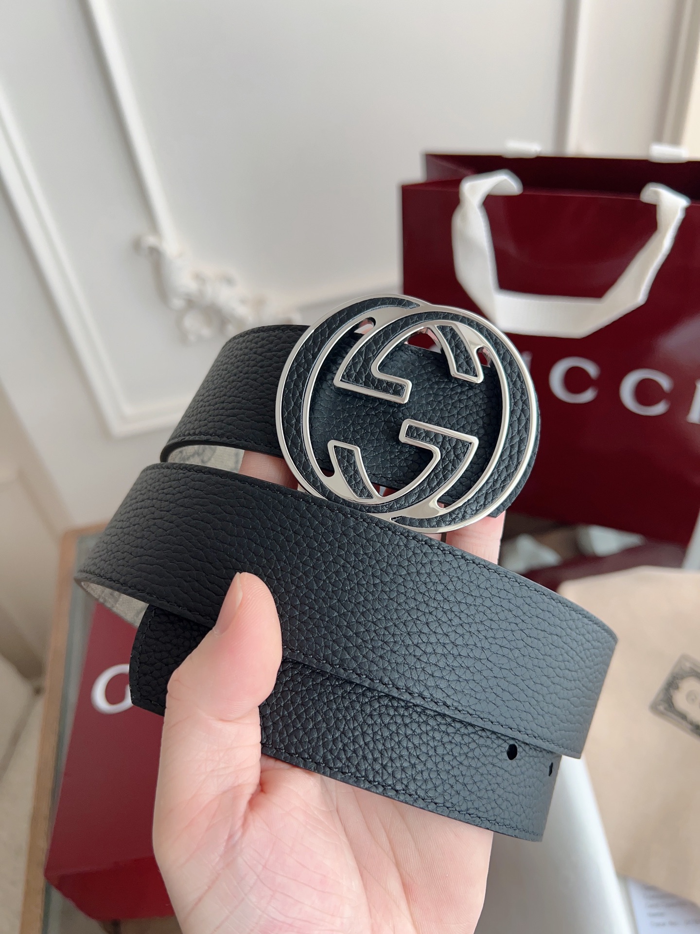  绝美gucci 双G扣男士新款腰帶 專櫃同步 寬4厘米 帶身帆布咖老花-拼進口荔枝紋黑色 精緻真空電鍍