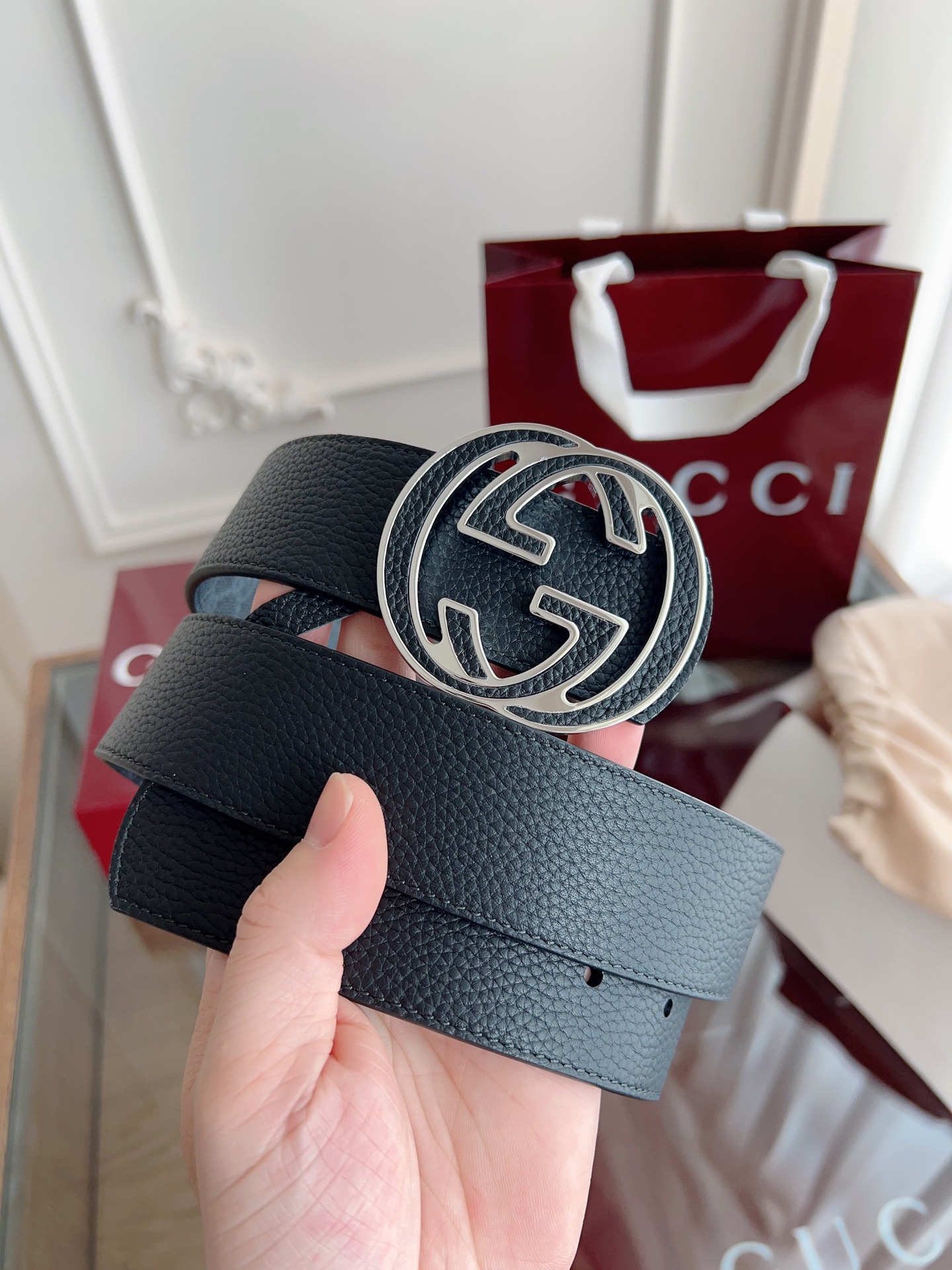 绝美gucci 双G扣男士新款腰帶 專櫃同步 寬4厘米 帶身帆布黑老花-拼進口荔枝紋黑色 精緻真空電鍍