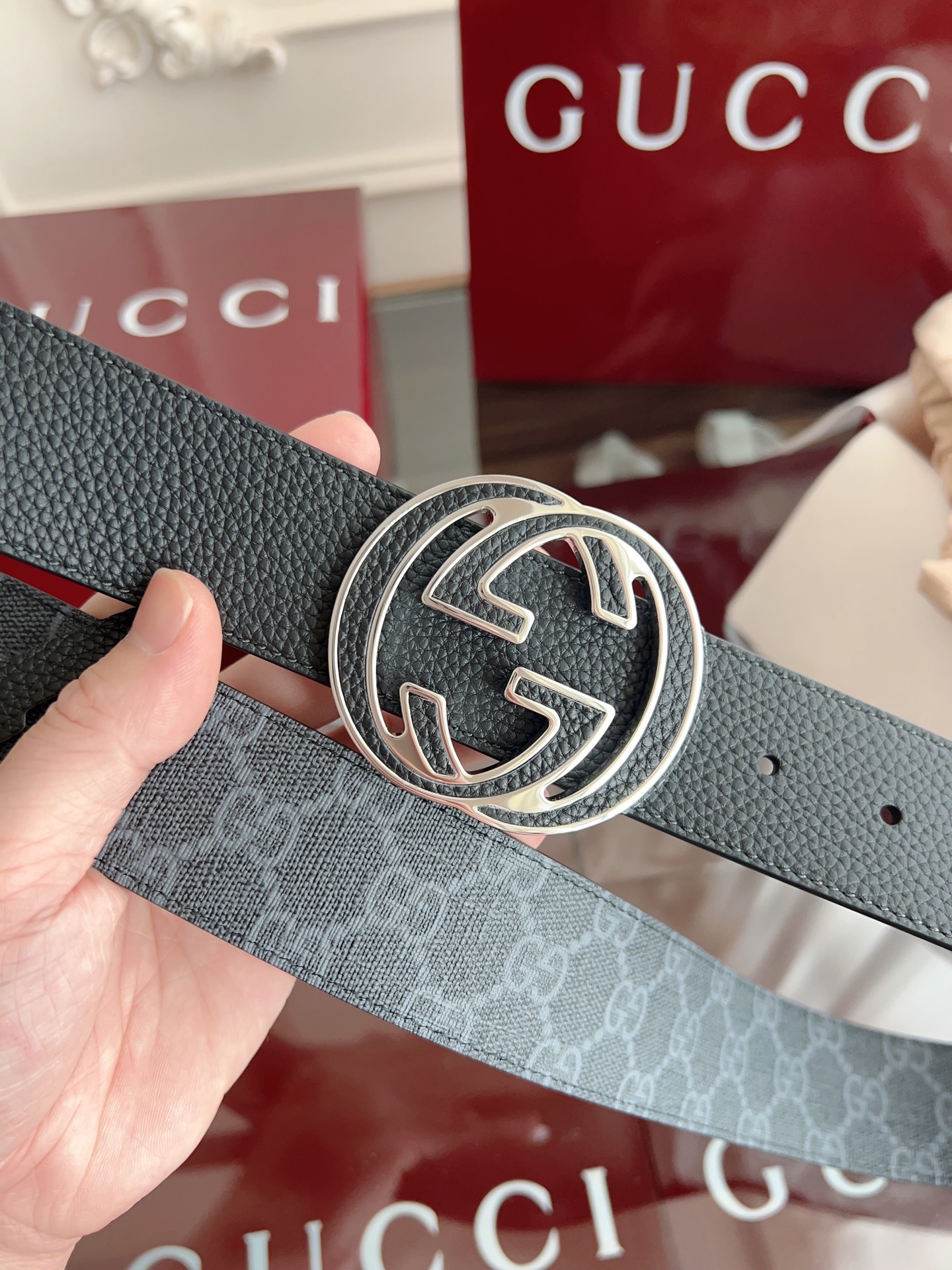  绝美gucci 双G扣男士新款腰帶 專櫃同步 寬4厘米 帶身帆布黑老花-拼進口荔枝紋黑色 精緻真空電鍍