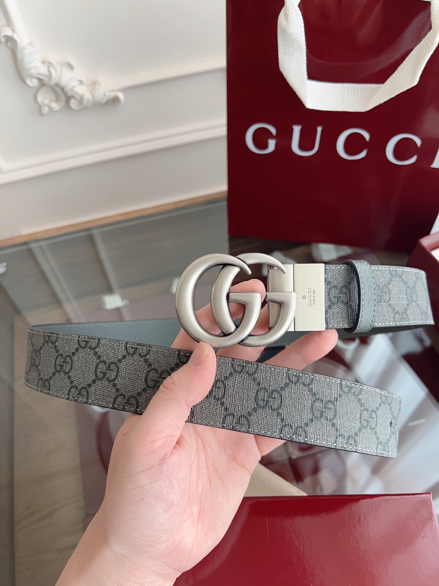  Gucci  UULBN 暗灰色SuPreme PVC老花 猪皮纹水泥灰底 宽度3.7cm 复古GG旋