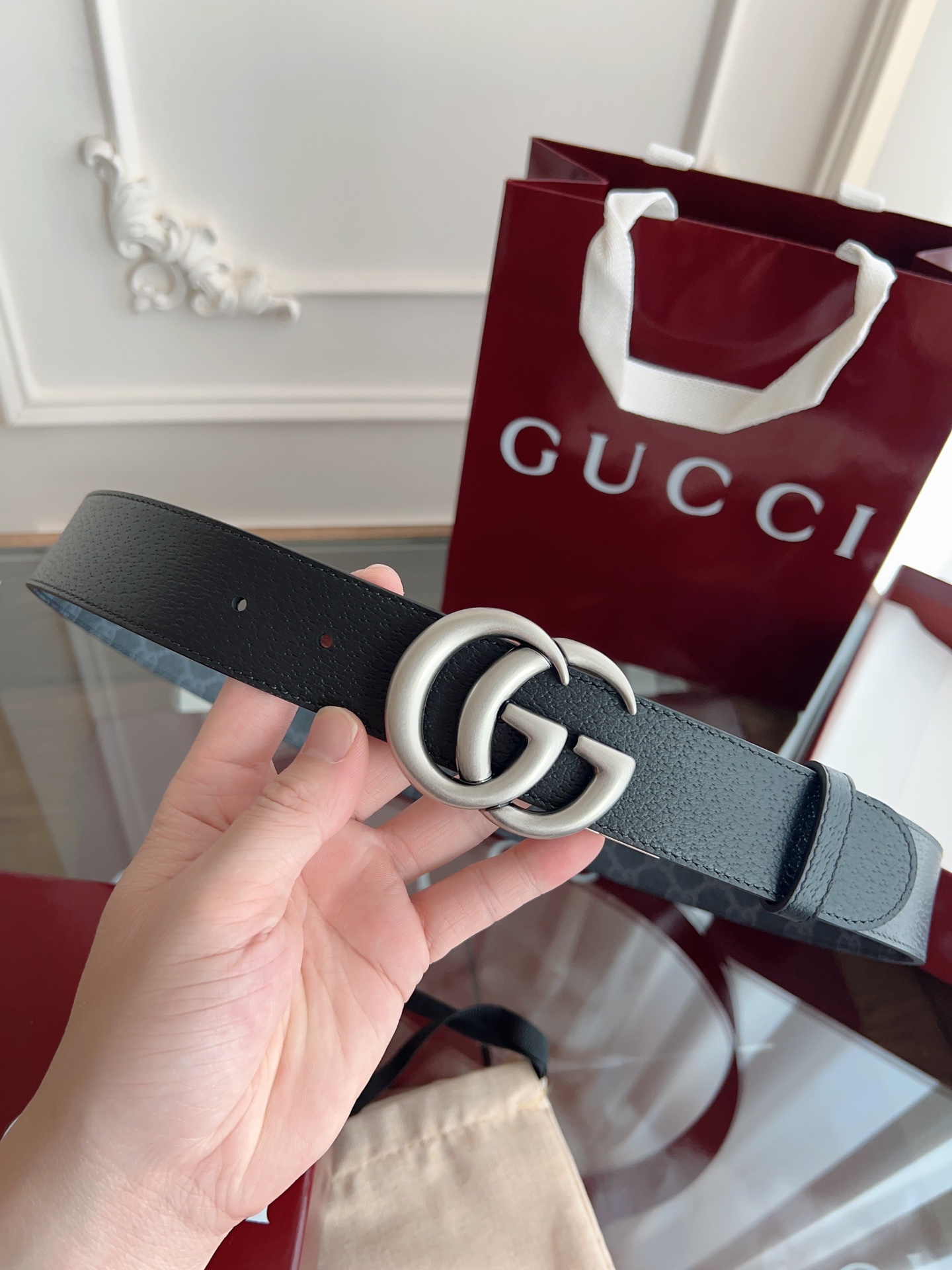 Gucci  FACJT 珠黑色SuPreme PVC黑老花 黑猪皮纹底 宽度3.7cm 复古GG旋转