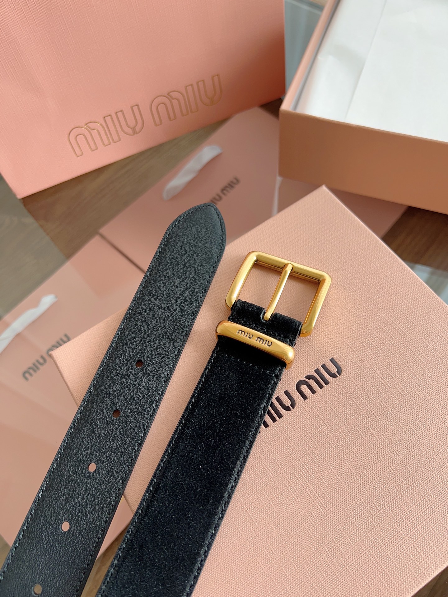 Fashion Review: Miu Miu Belted Khakis with Leather Details - 图片 8