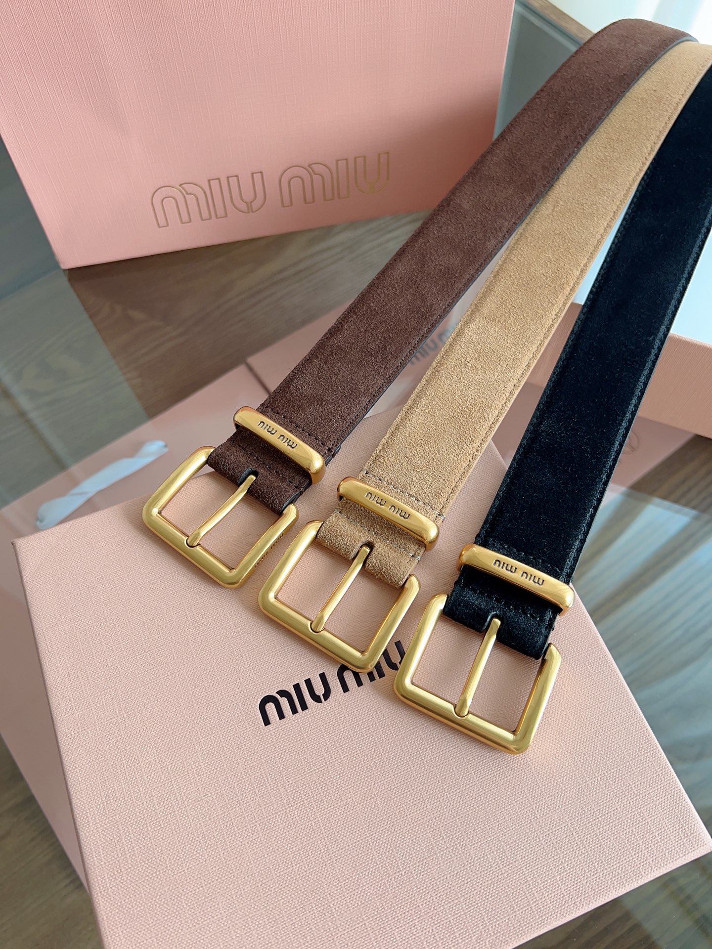 Fashion Review: Miu Miu Belted Khakis with Leather Details - 图片 9