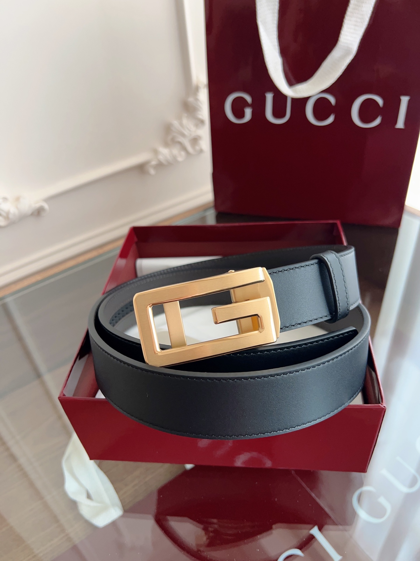  Gucci 古驰 自动平滑扣腰带 精钢打造五金 宽度35MM宽 双面头层牛皮 自由裁剪设计