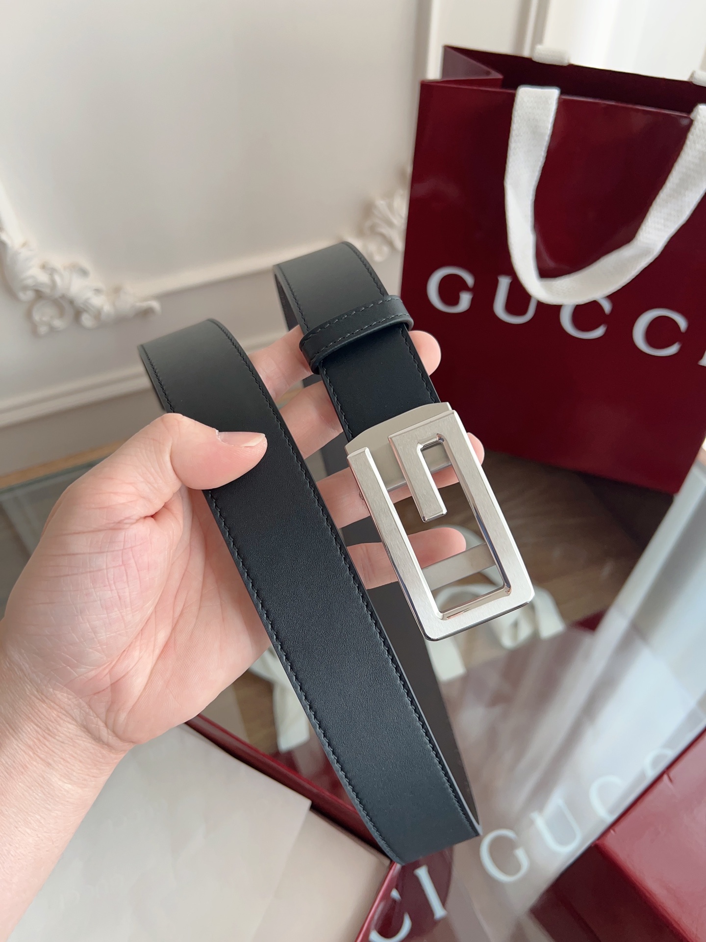  Gucci 古驰 自动平滑扣腰带 精钢打造五金 宽度35MM宽 双面头层牛皮 自由裁剪设计