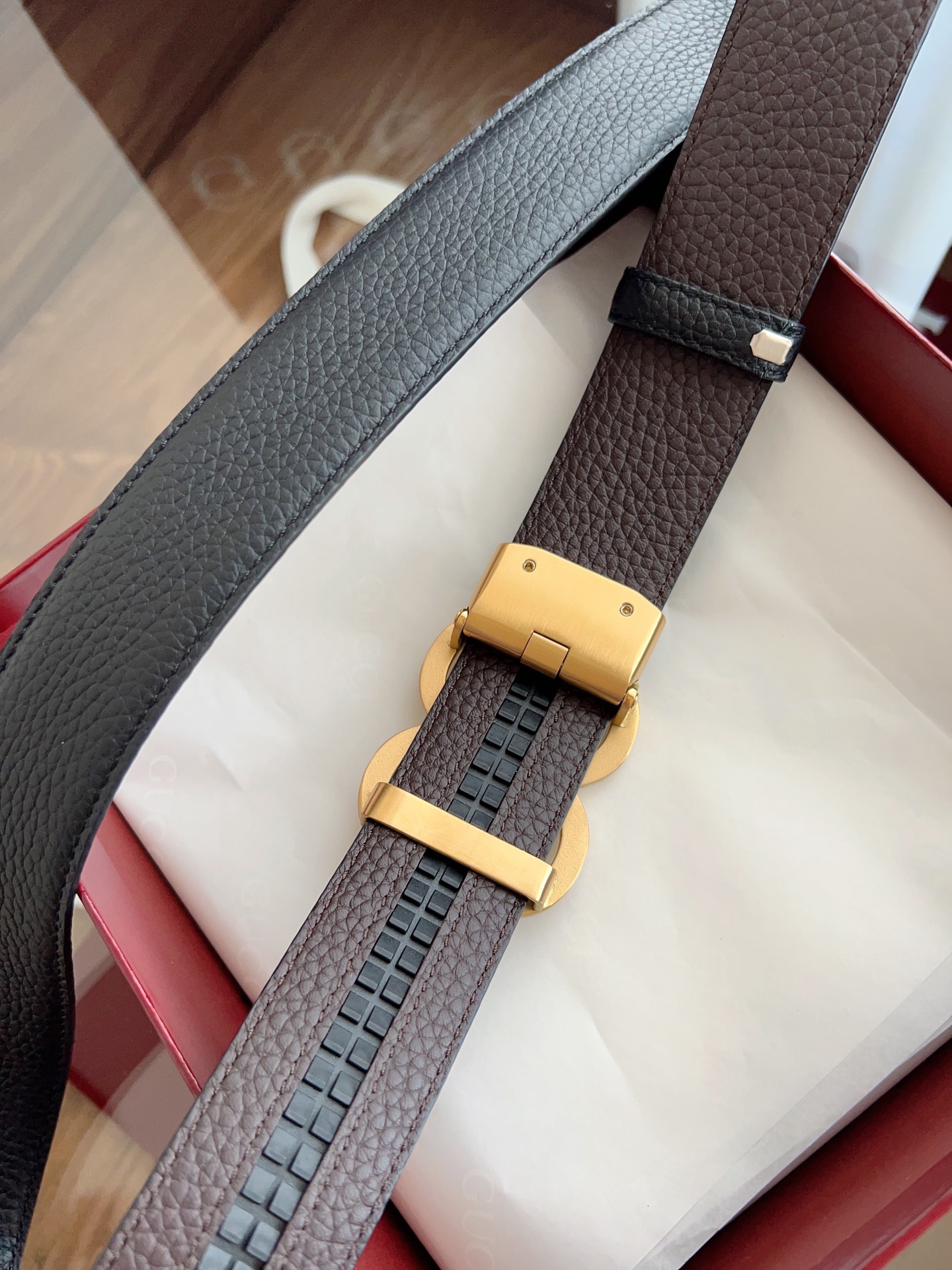  Gucci 古驰 自动平滑扣腰带 精钢打造五金 宽度35MM宽 双面头层牛皮 自由裁剪设计