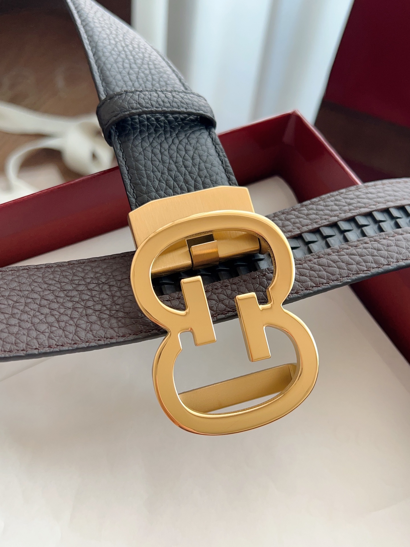  Gucci 古驰 自动平滑扣腰带 精钢打造五金 宽度35MM宽 双面头层牛皮 自由裁剪设计