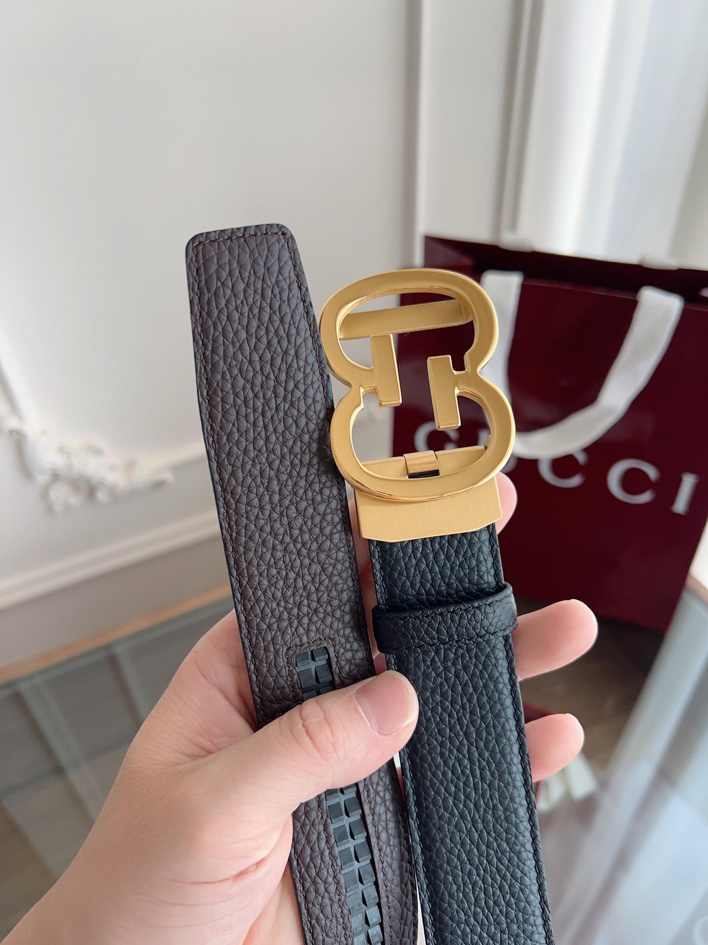  Gucci 古驰 自动平滑扣腰带 精钢打造五金 宽度35MM宽 双面头层牛皮 自由裁剪设计