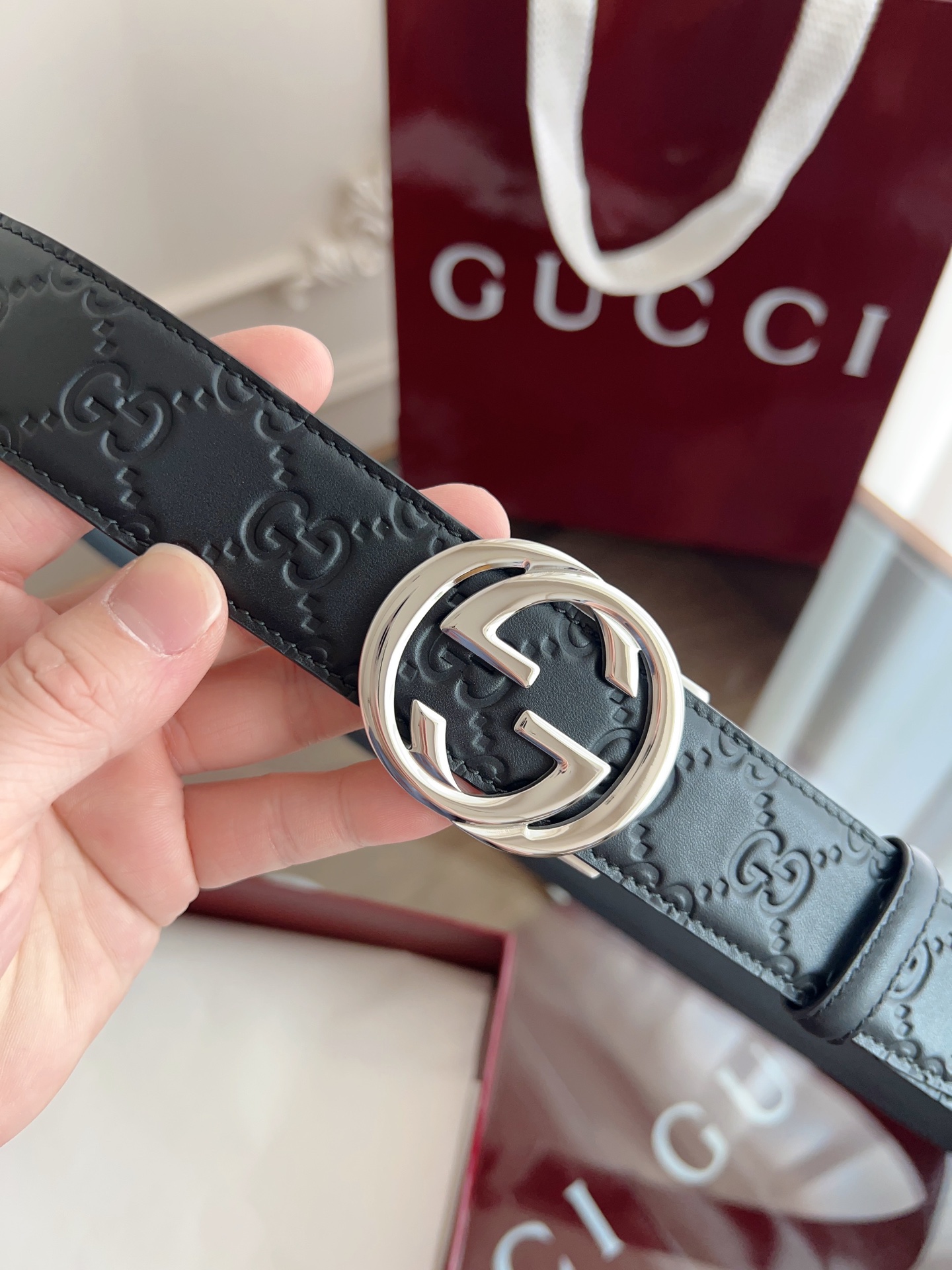  Gucci 古驰 自动平滑扣腰带 精钢打造五金 宽度35MM宽 双面头层牛皮 自由裁剪设计
