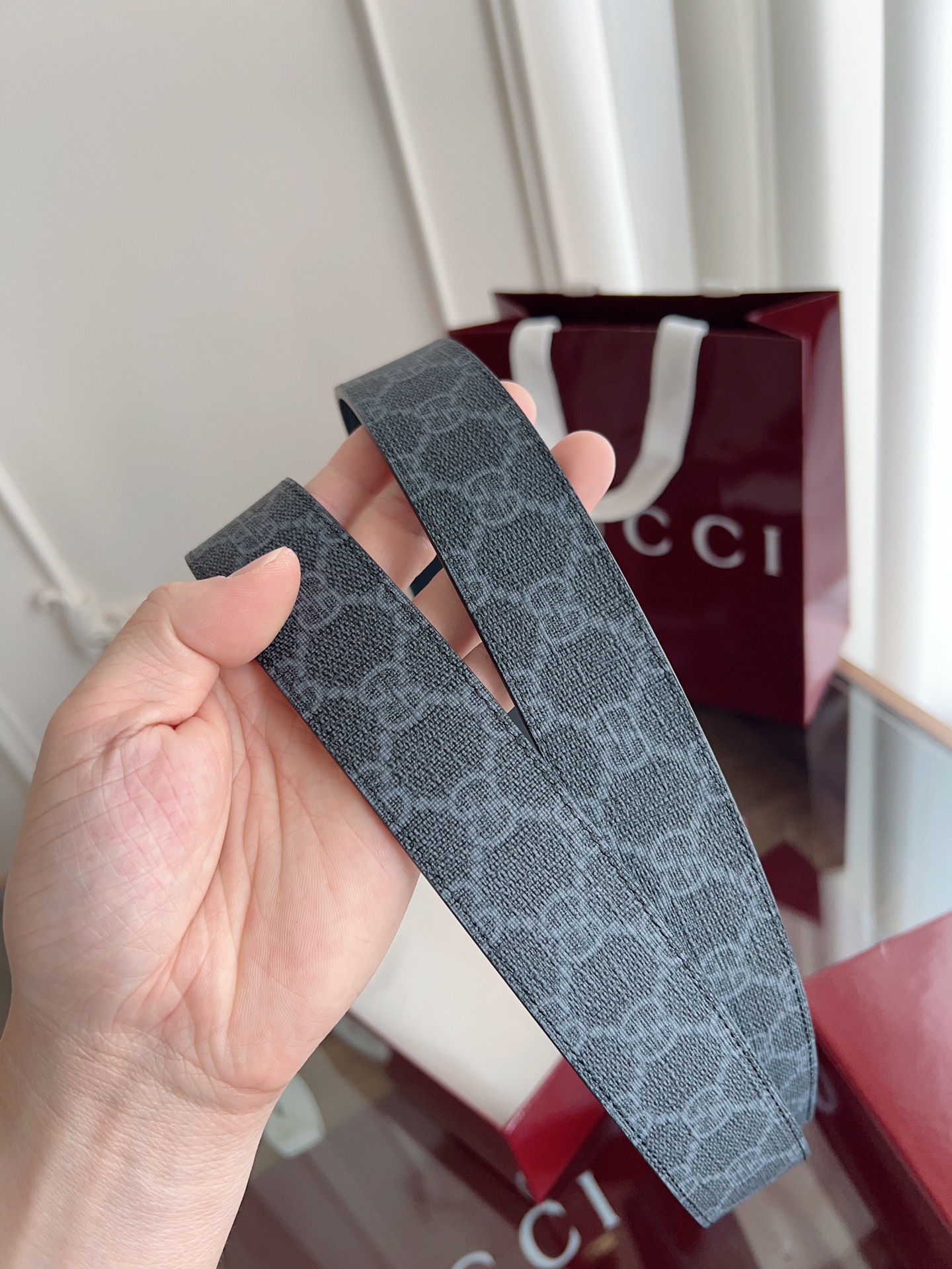  Gucci 古驰 自动平滑扣腰带 精钢打造五金 宽度35MM宽 表面定制Pvc背头层牛皮 自由裁剪设计