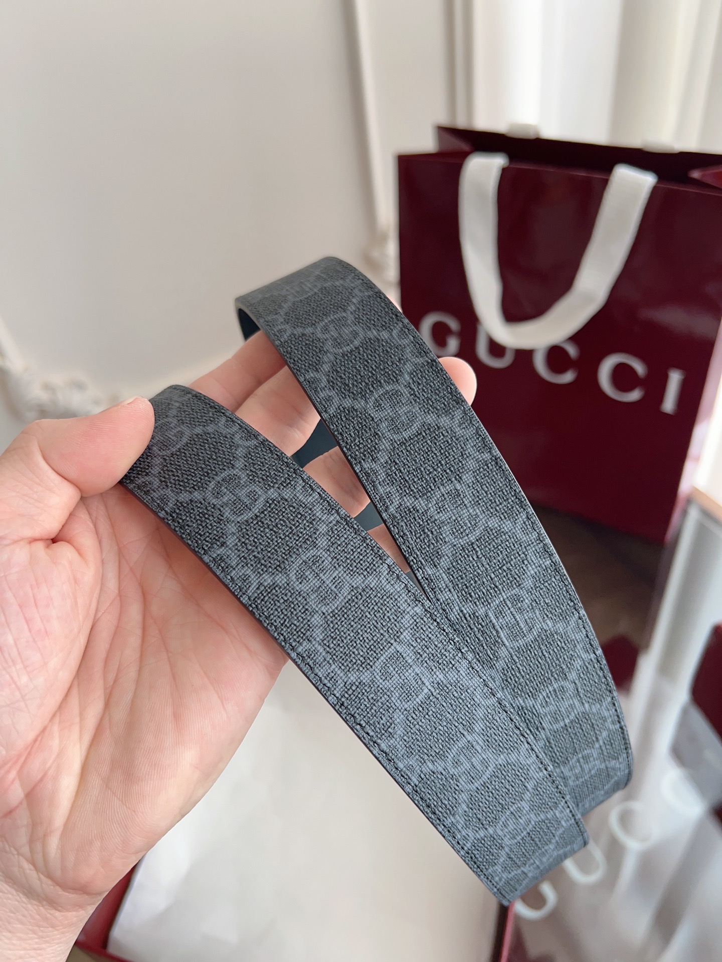  Gucci 古驰 自动平滑扣腰带 精钢打造五金 宽度35MM宽 表面定制Pvc背头层牛皮 自由裁剪设计