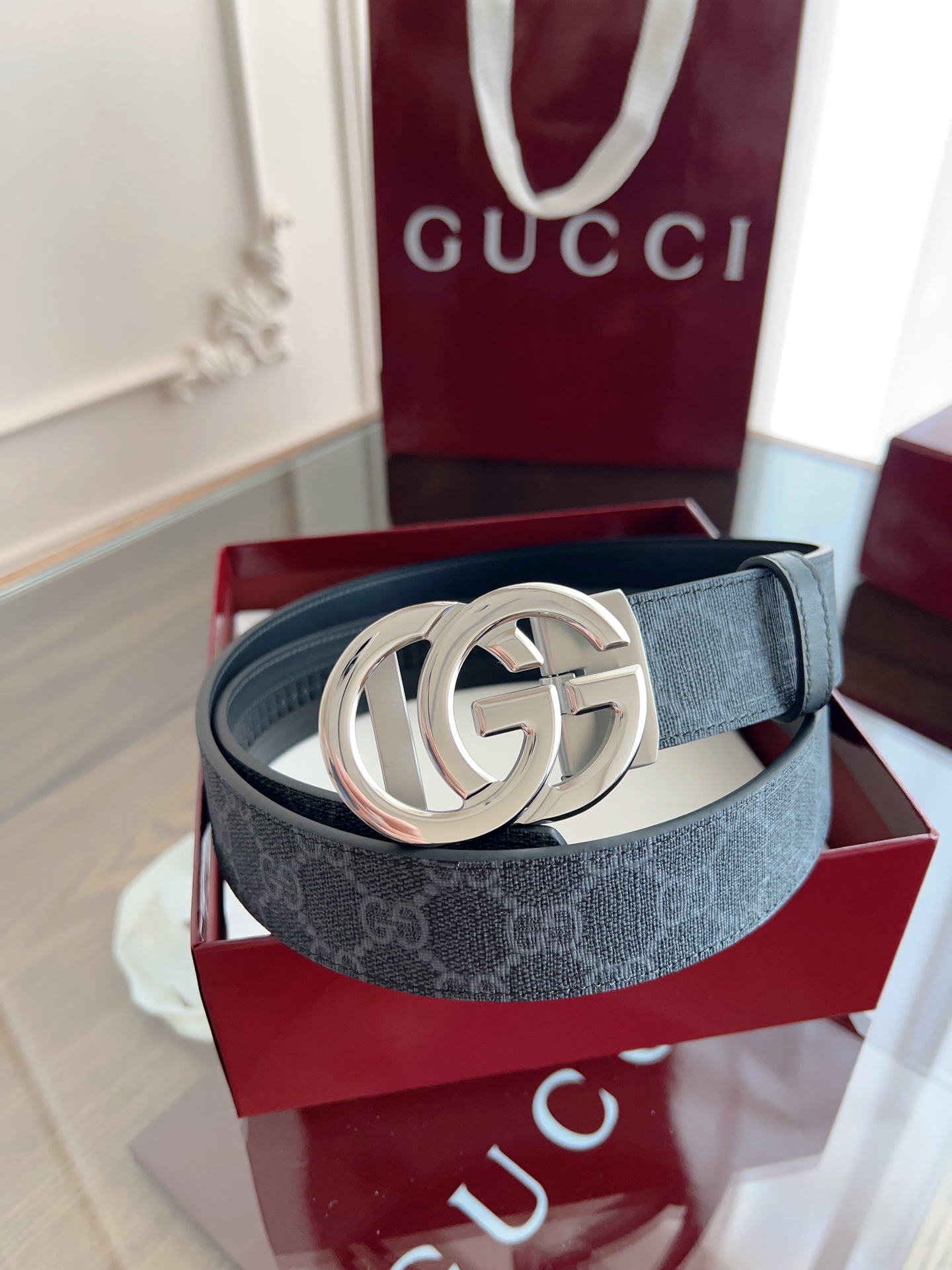  Gucci 古驰 自动平滑扣腰带 精钢打造五金 宽度35MM宽 表面定制Pvc背头层牛皮 自由裁剪设计