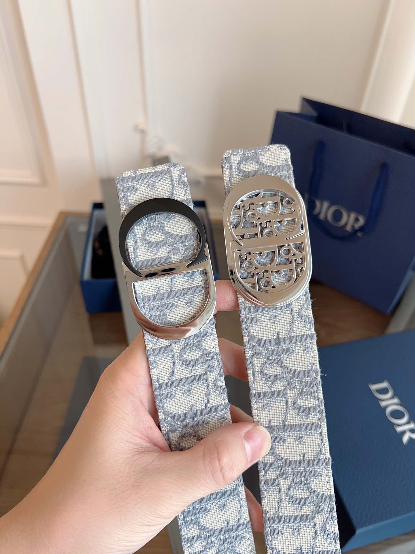 Dior 代购级《DIOR》迪奥/加强版，Oblique灰布/黑色牛皮 品质毋庸置疑 没有更好 只有最好 尺寸3.5厘米