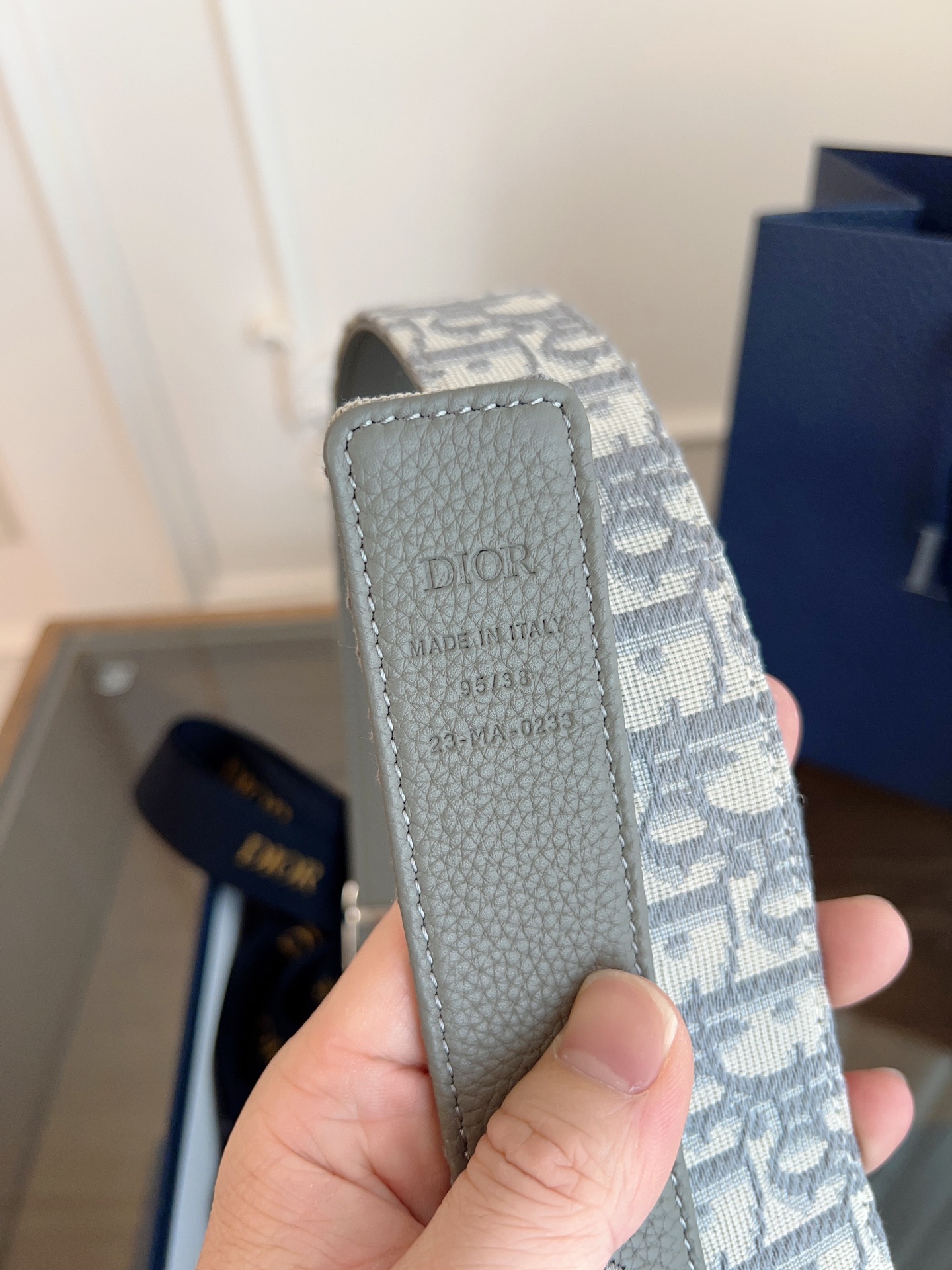 Dior 代购级《DIOR》迪奥/加强版，Oblique灰布/黑色牛皮 品质毋庸置疑 没有更好 只有最好 尺寸3.5厘米