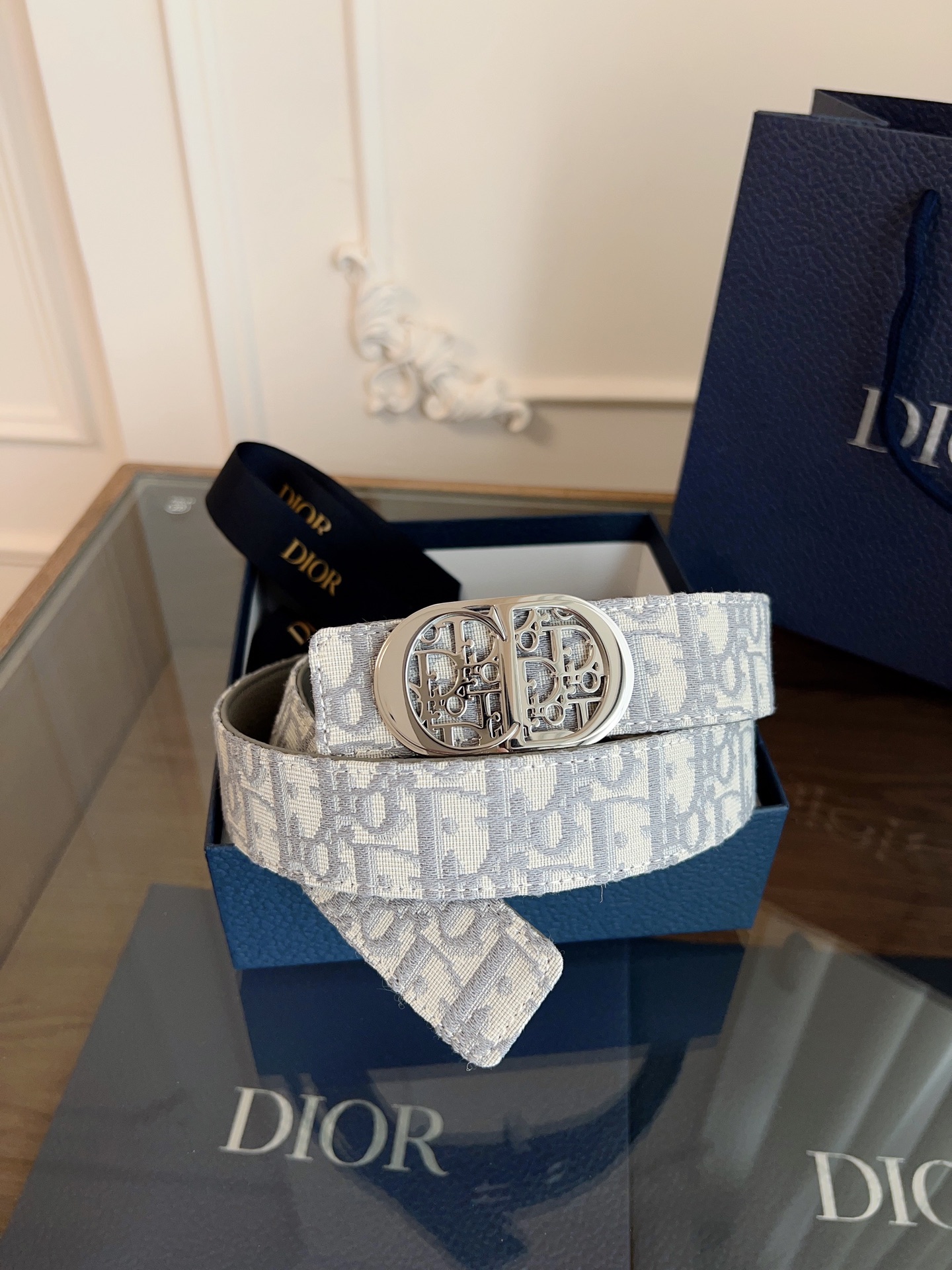 Dior 代购级《DIOR》迪奥/加强版，Oblique灰布/黑色牛皮 品质毋庸置疑 没有更好 只有最好 尺寸3.5厘米