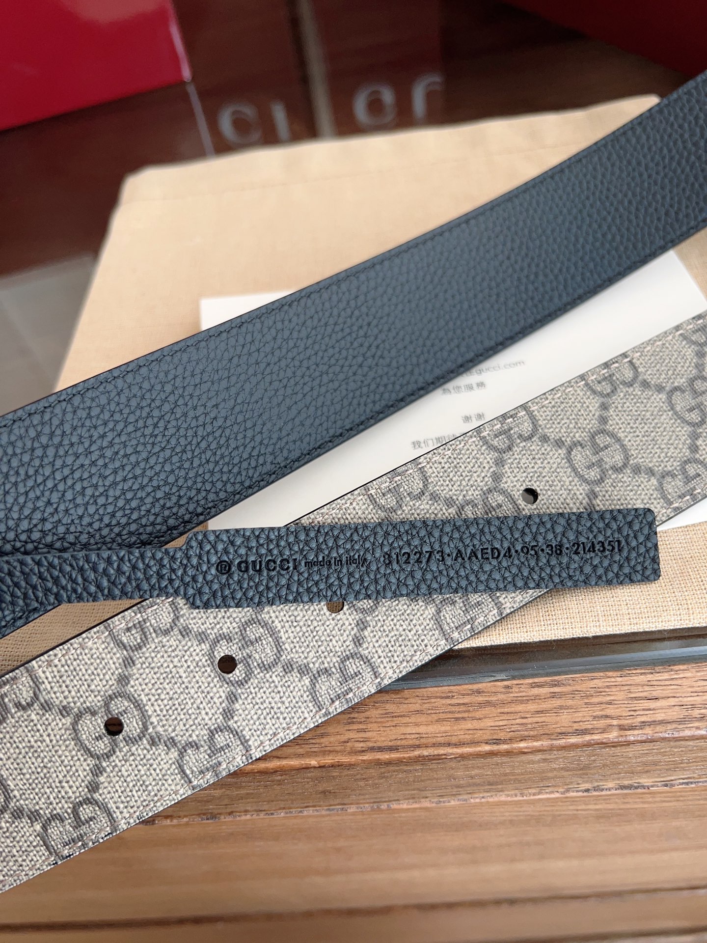  绝美gucci 双G扣男士新款腰帶 專櫃同步 寬4厘米 帶身帆布咖老花-拼進口荔枝紋黑色 精緻真空電鍍雙G鋼扣 雙面可用  P180