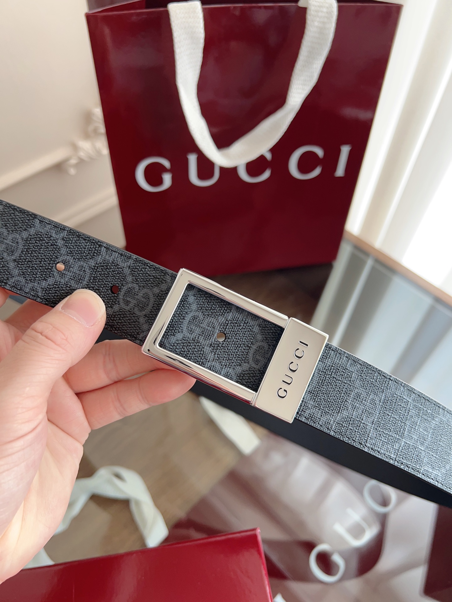  绝美gucci 方扣男士新款腰帶 專櫃同步 寬3.5厘米 帶身帆布老花-拼進口硅胶底黑色 精緻真空電鍍
