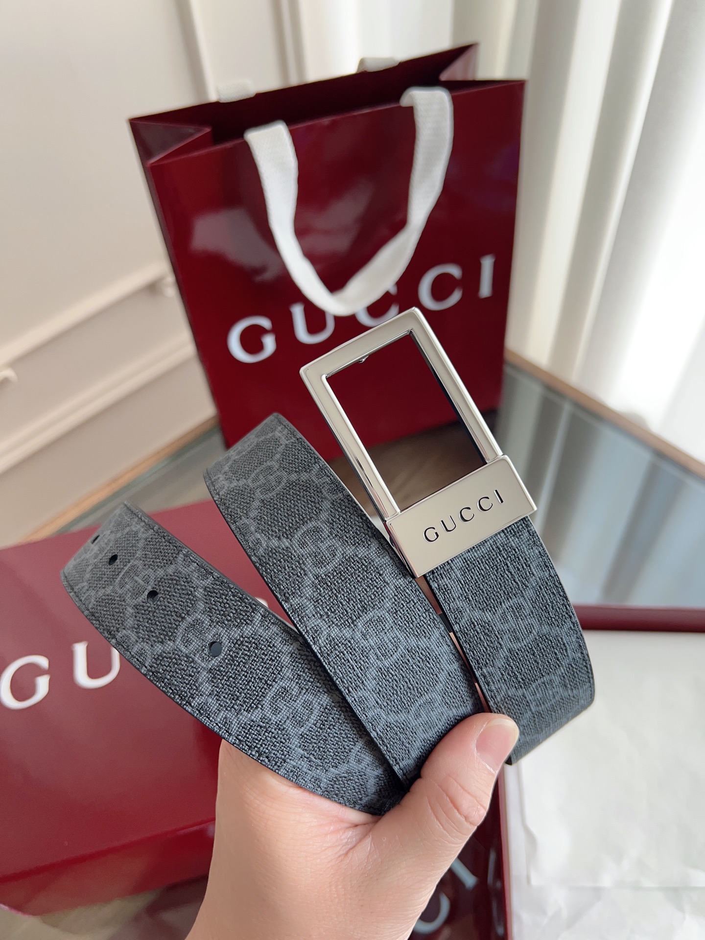  绝美gucci 方扣男士新款腰帶 專櫃同步 寬3.5厘米 帶身帆布老花-拼進口硅胶底黑色 精緻真空電鍍