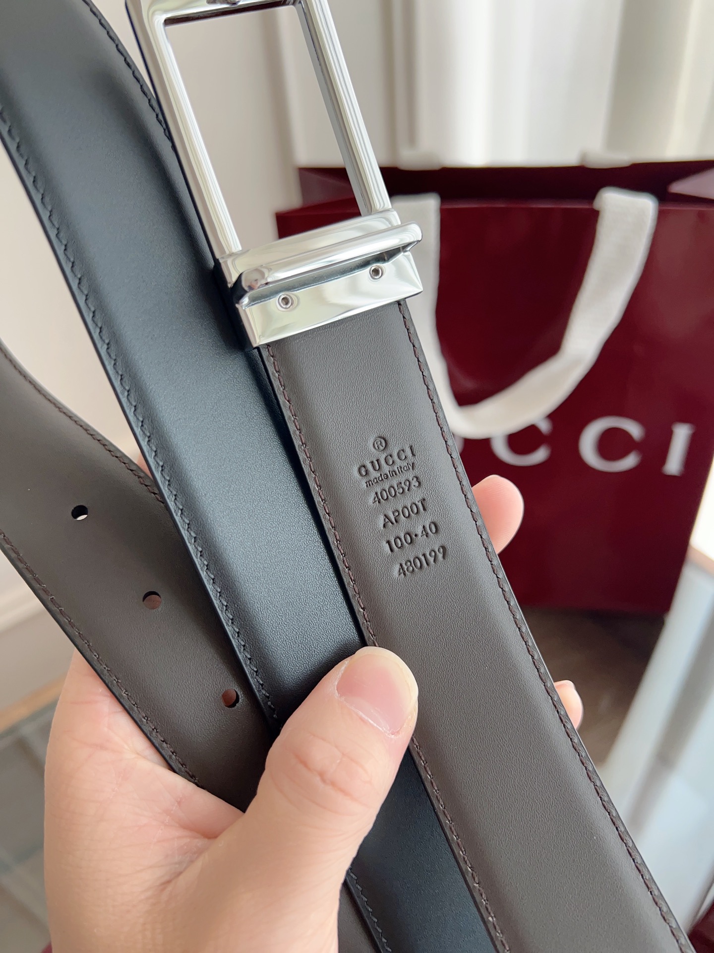  绝美gucci 方扣男士新款腰帶 專櫃同步 寬3.5厘米 帶身头层小牛皮 精緻真空電鍍雙G鋼扣 雙面可