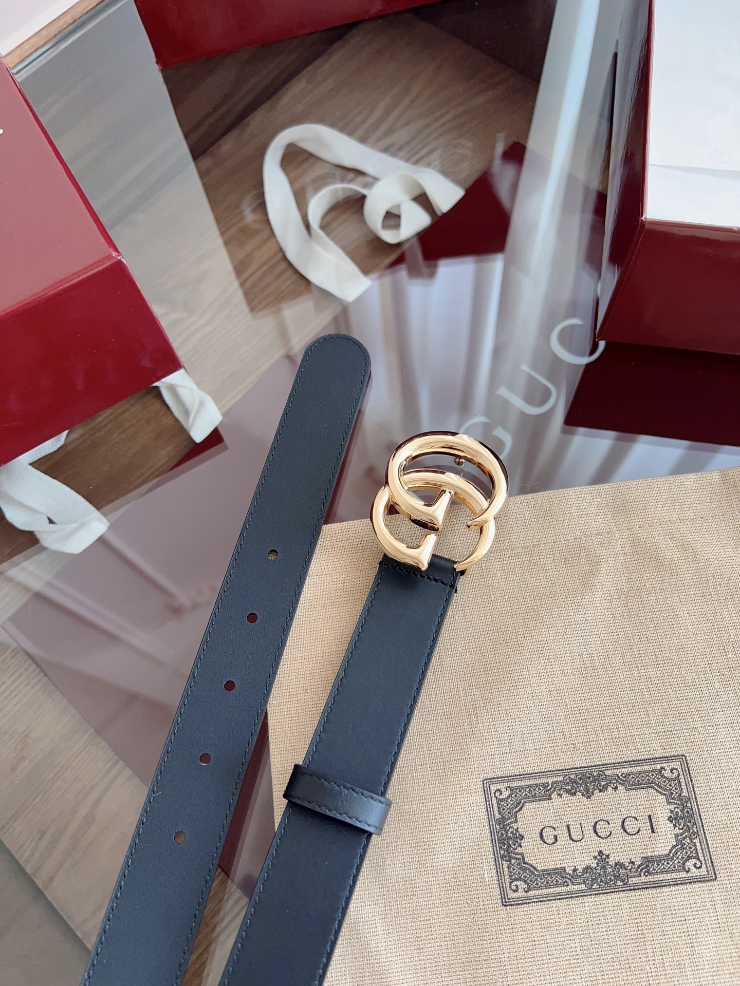  GUCCI 表面头层小牛皮 宽度3.0cm 专柜新版logo横标，原版进口南非皮底，精品双G铜扣  高