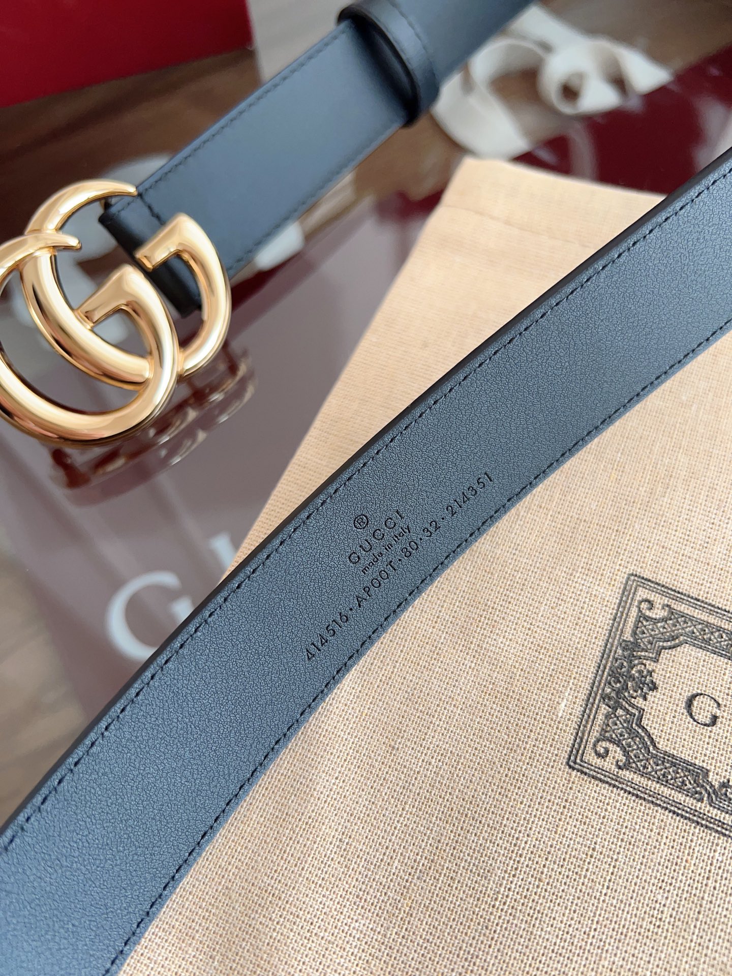  GUCCI 表面头层小牛皮 宽度3.0cm 专柜新版logo横标，原版进口南非皮底，精品双G铜扣  高