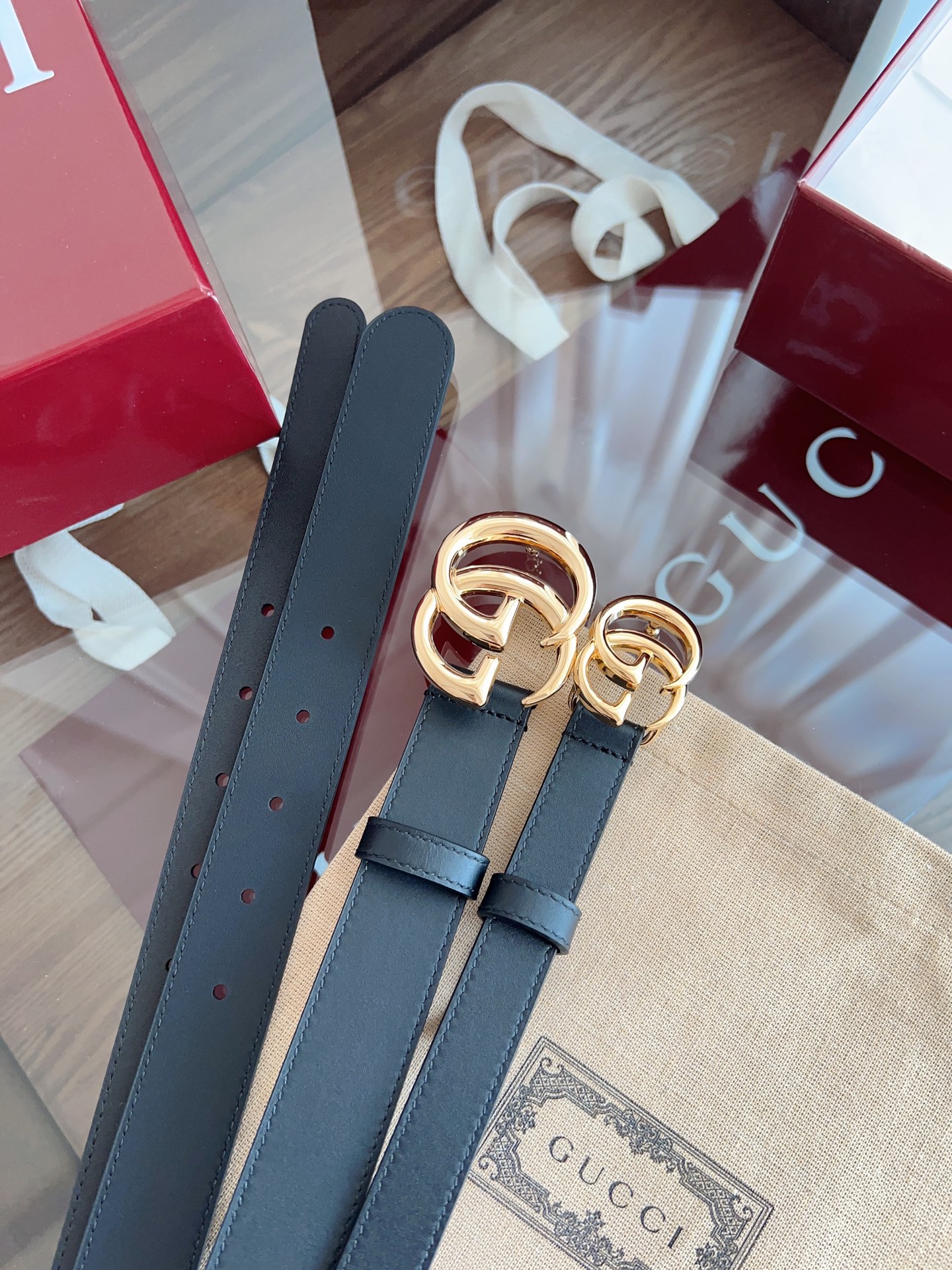  GUCCI 表面头层小牛皮 宽度2.0cm 专柜新版logo横标，原版进口南非皮底，精品双G铜扣  高