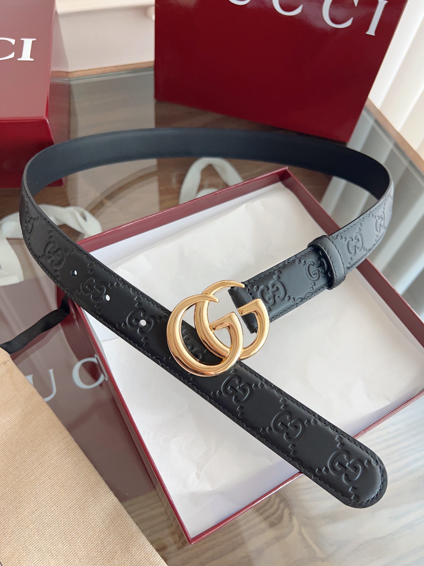  GUCCI 表面头层小牛皮 宽度3.0cm 专柜新版logo横标，原版进口南非皮底，精品双G铜扣  高