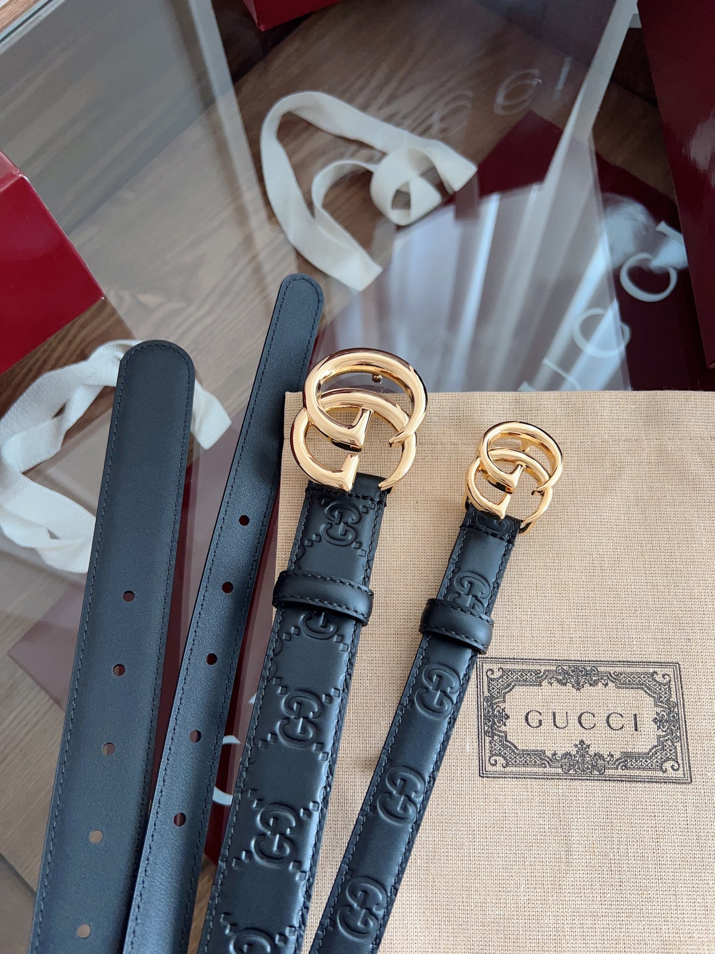  GUCCI 表面头层小牛皮 宽度2.0cm 专柜新版logo横标，原版进口南非皮底，精品双G铜扣  高