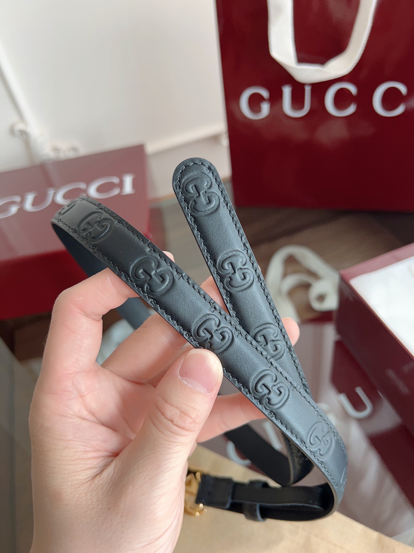 GUCCI 表面头层小牛皮 宽度2.0cm 专柜新版logo横标，原版进口南非皮底，精品双G铜扣  高