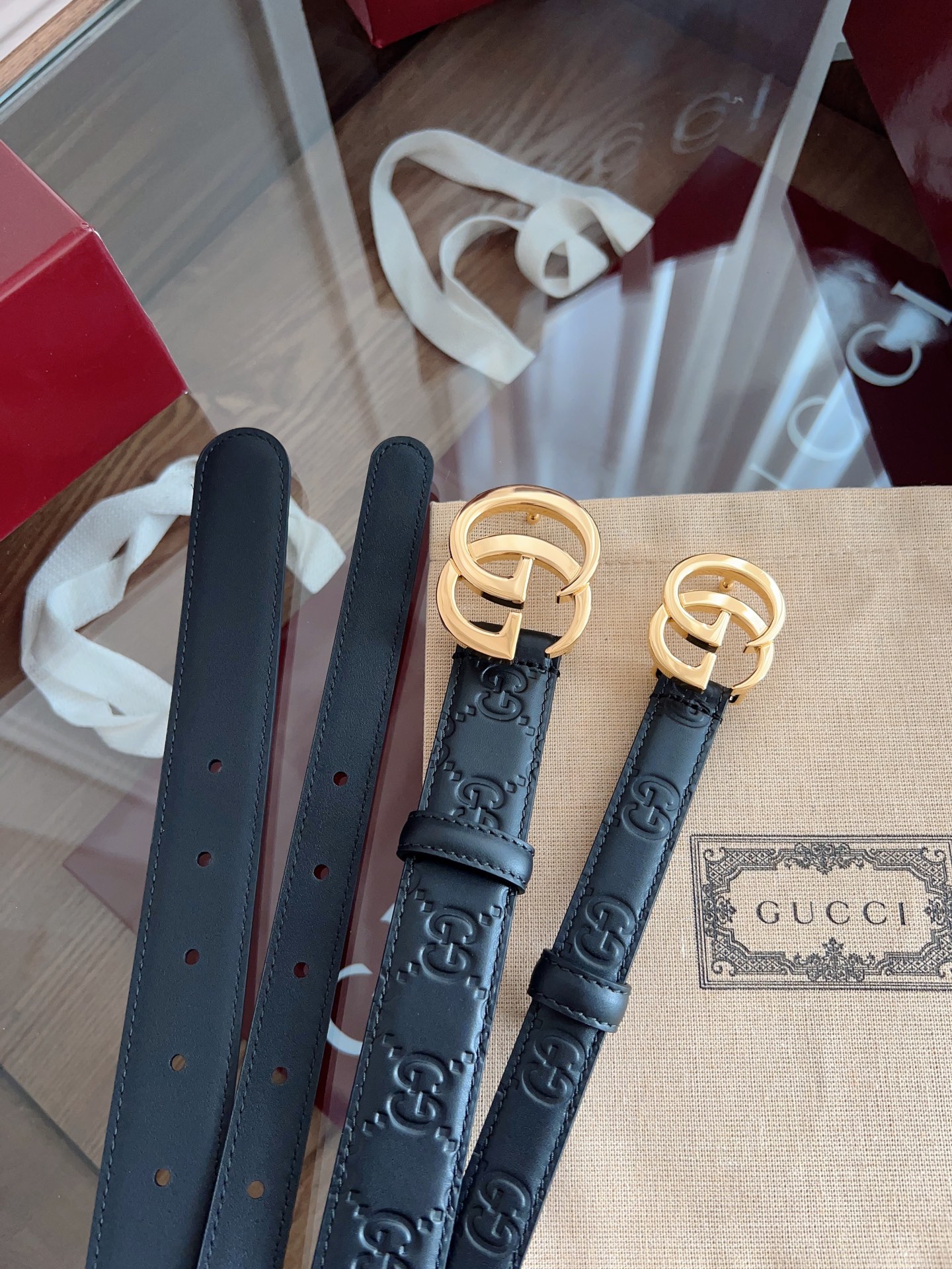  GUCCI 表面头层小牛皮 宽度3.0cm 专柜新版logo横标，原版进口南非皮底，精品双G铜扣  高
