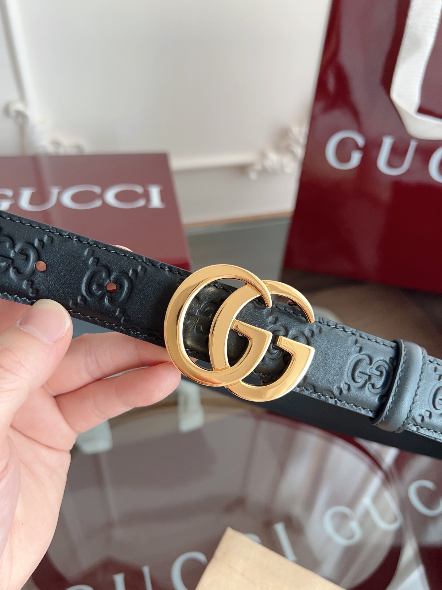  GUCCI 表面头层小牛皮 宽度3.0cm 专柜新版logo横标，原版进口南非皮底，精品双G铜扣  高