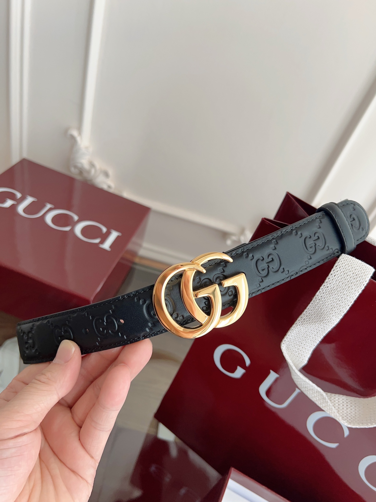  GUCCI 表面头层小牛皮 宽度3.0cm 专柜新版logo横标，原版进口南非皮底，精品双G铜扣  高