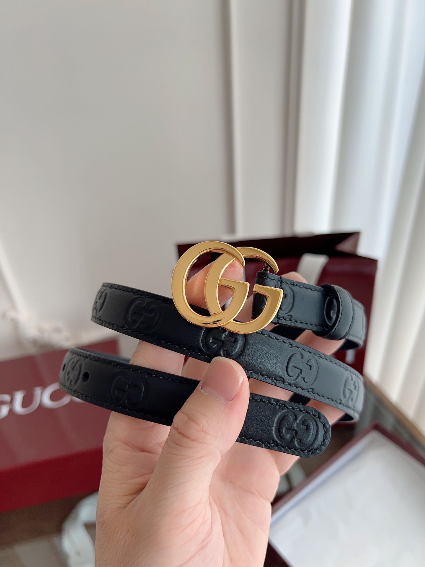  GUCCI 表面头层小牛皮 宽度2.0cm 专柜新版logo横标，原版进口南非皮底，精品双G铜扣  高