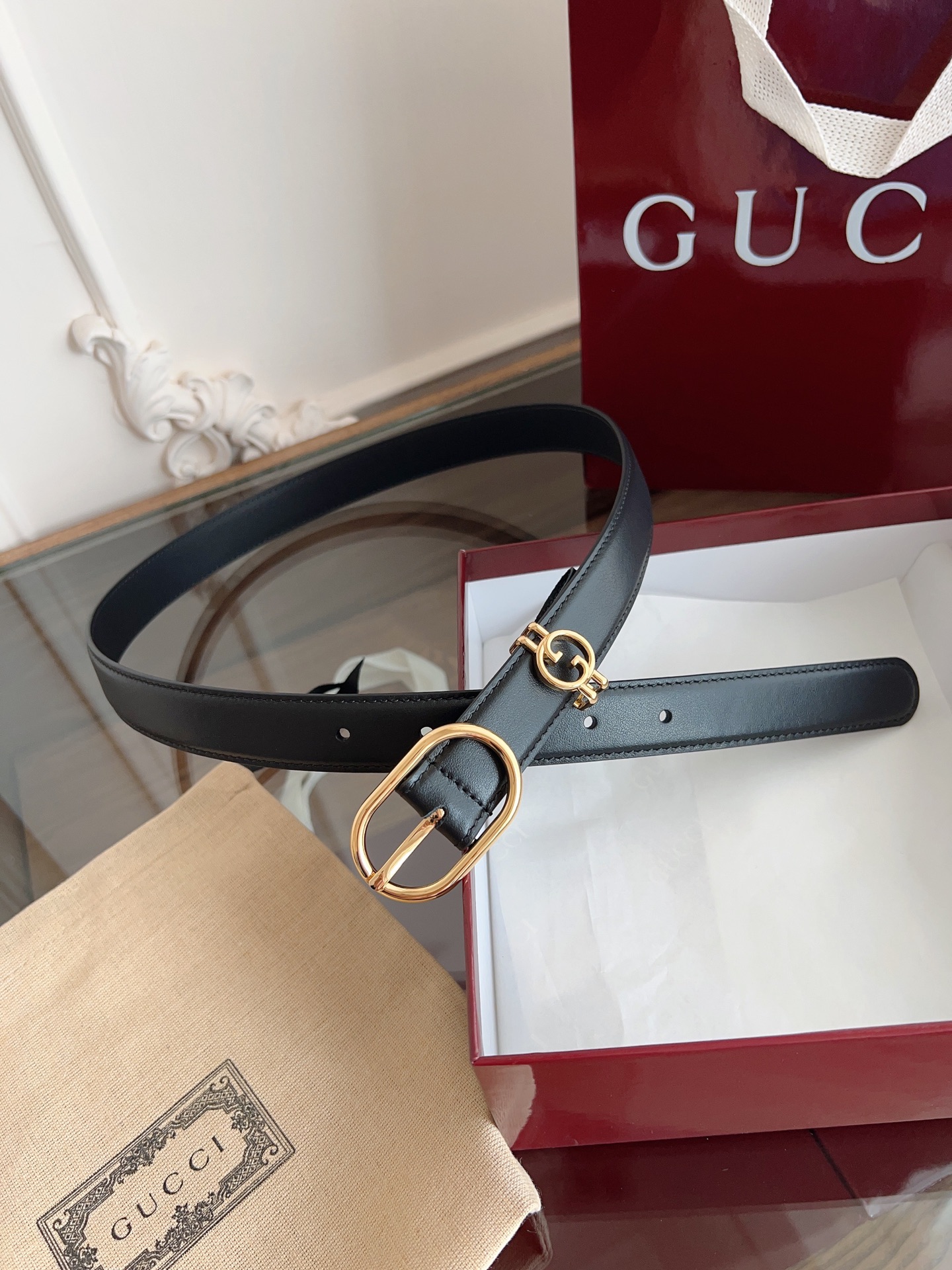 GUCCI 表面头层小牛皮 宽度2.5cm 专柜新版logo横标，原版进口南非皮底，精品针铜扣  高端品质，不惧对比。P160