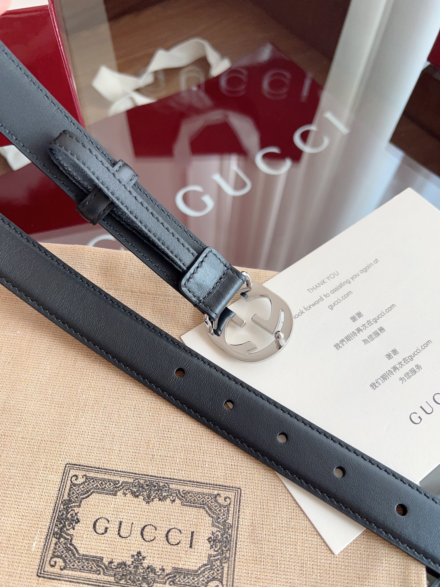 GUCCI 表面头层小牛皮 宽度2.5cm 专柜新版logo横标，原版进口南非皮底，精品针铜扣  高端品质，不惧对比。P160