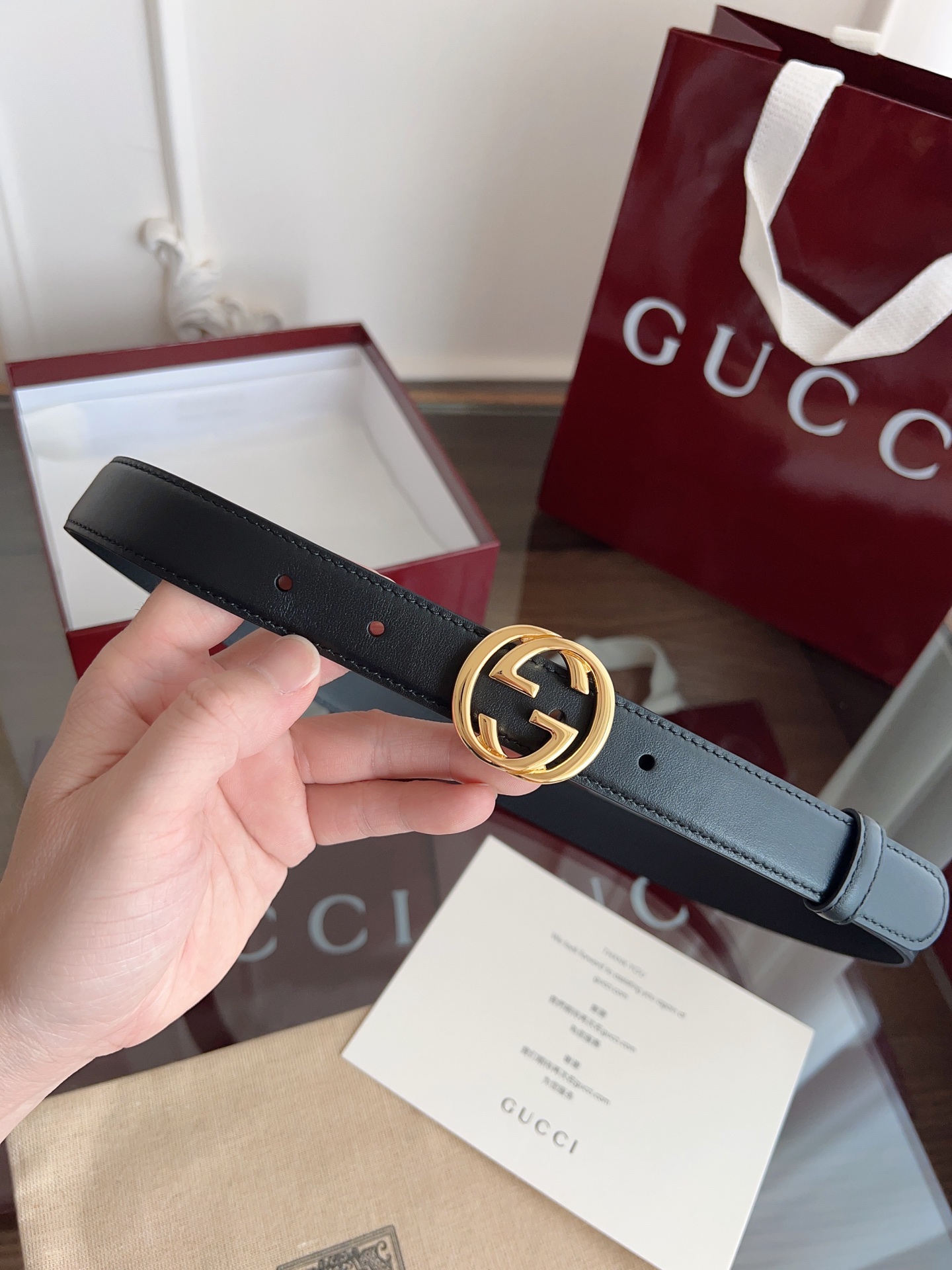 GUCCI 表面头层小牛皮 宽度2.5cm 专柜新版logo横标，原版进口南非皮底，精品针铜扣  高端品质，不惧对比。P160