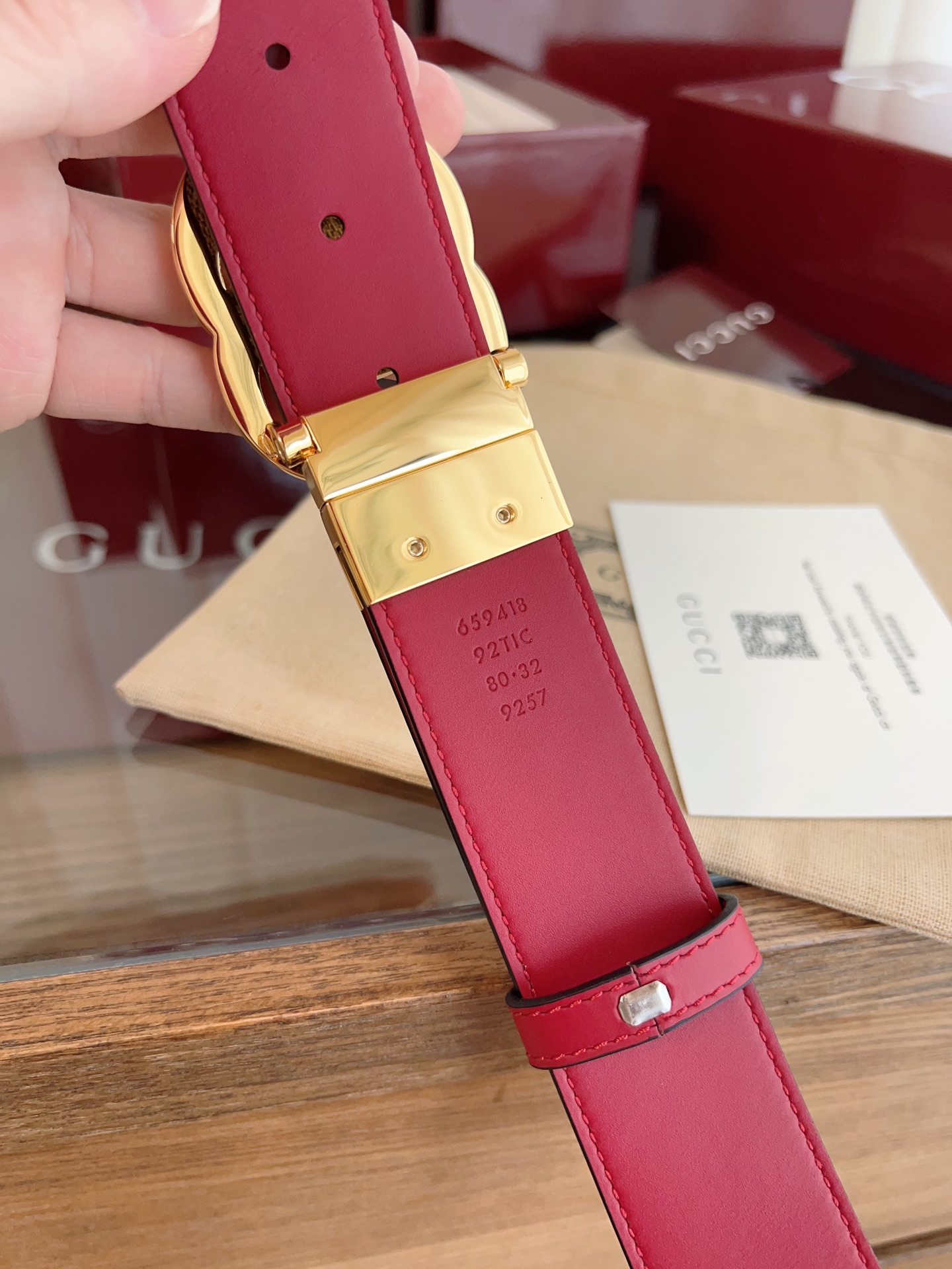  Gucci 2025最新专柜系列安哥拉红 款号  92TIN 9257 双面进口原厂防水PVC材质 比