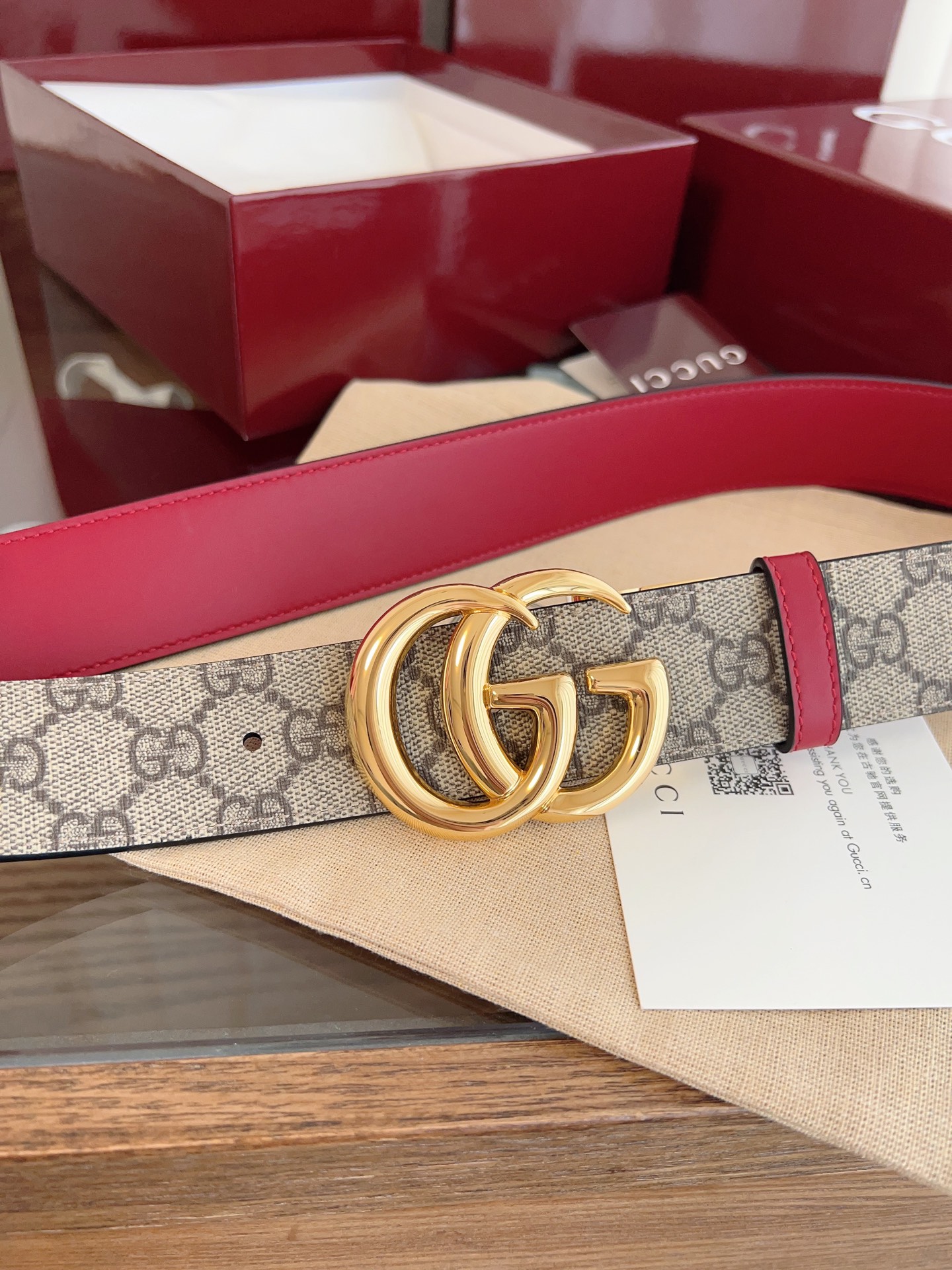  Gucci 2025最新专柜系列安哥拉红 款号  92TIN 9257 双面进口原厂防水PVC材质 比