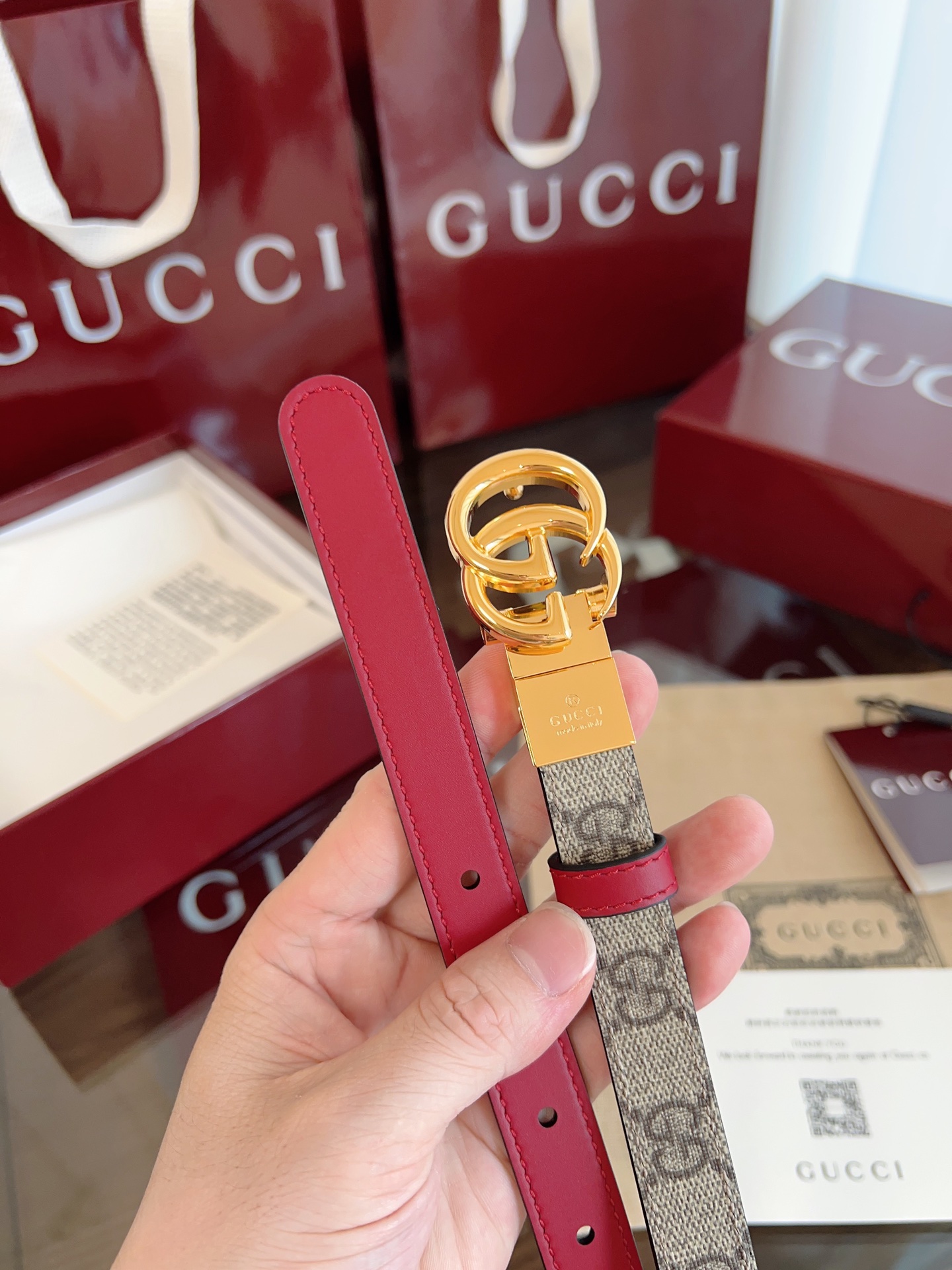  Gucci 2025最新专柜系列安哥拉红 款号  92TIN 9257 双面进口原厂防水PVC材质 比