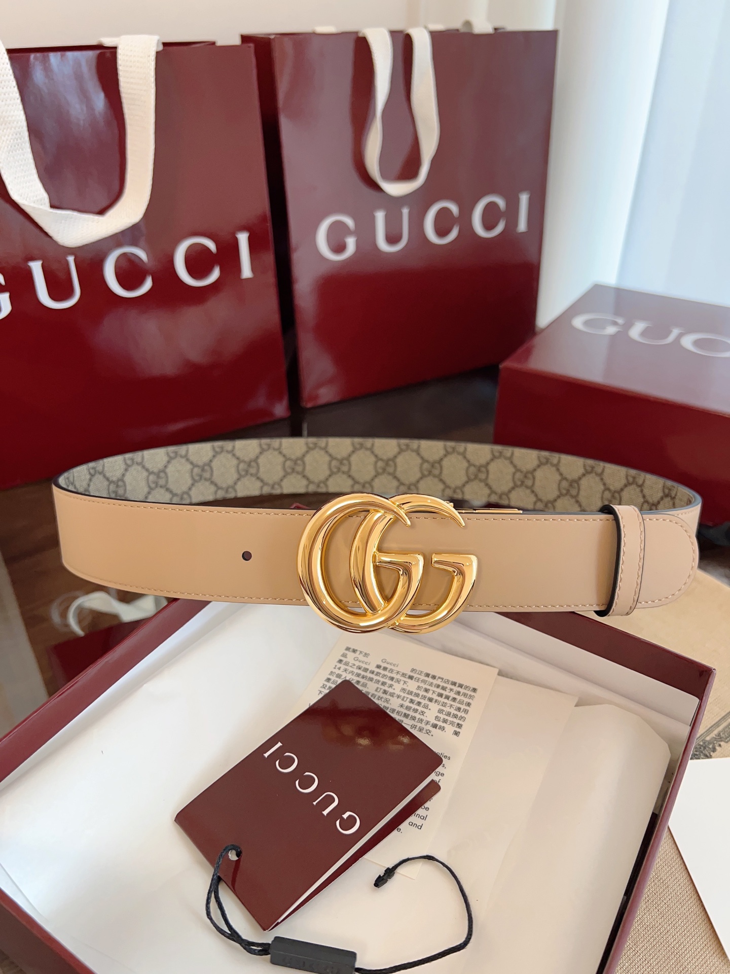  Gucci 2025最新专柜系列裸粉 款号  92TIN 9257 双面进口原厂防水PVC材质 比牛皮