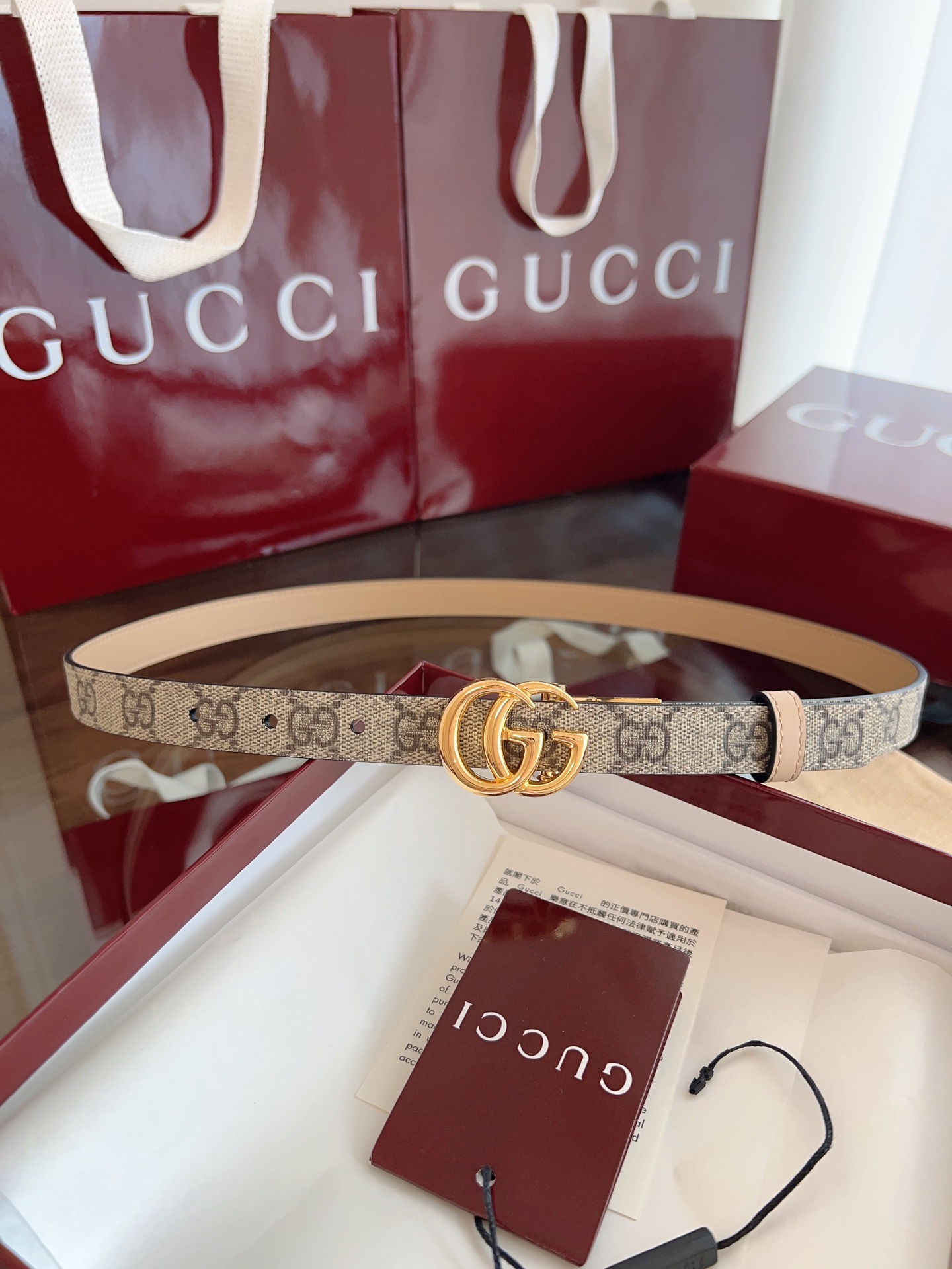  Gucci 2025最新专柜系列裸粉 款号  92TIN 9257 双面进口原厂防水PVC材质 比牛皮