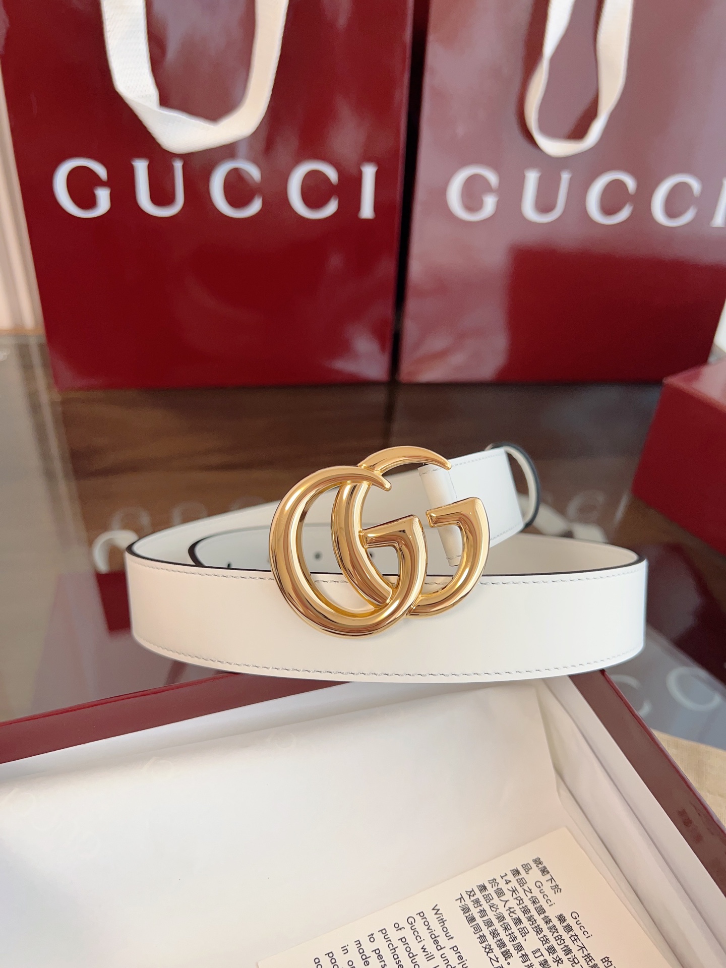  GUCCI 表面头层小牛皮 宽度3.0cm 专柜新版logo横标，原版进口南非皮底，精品双G铜扣  高