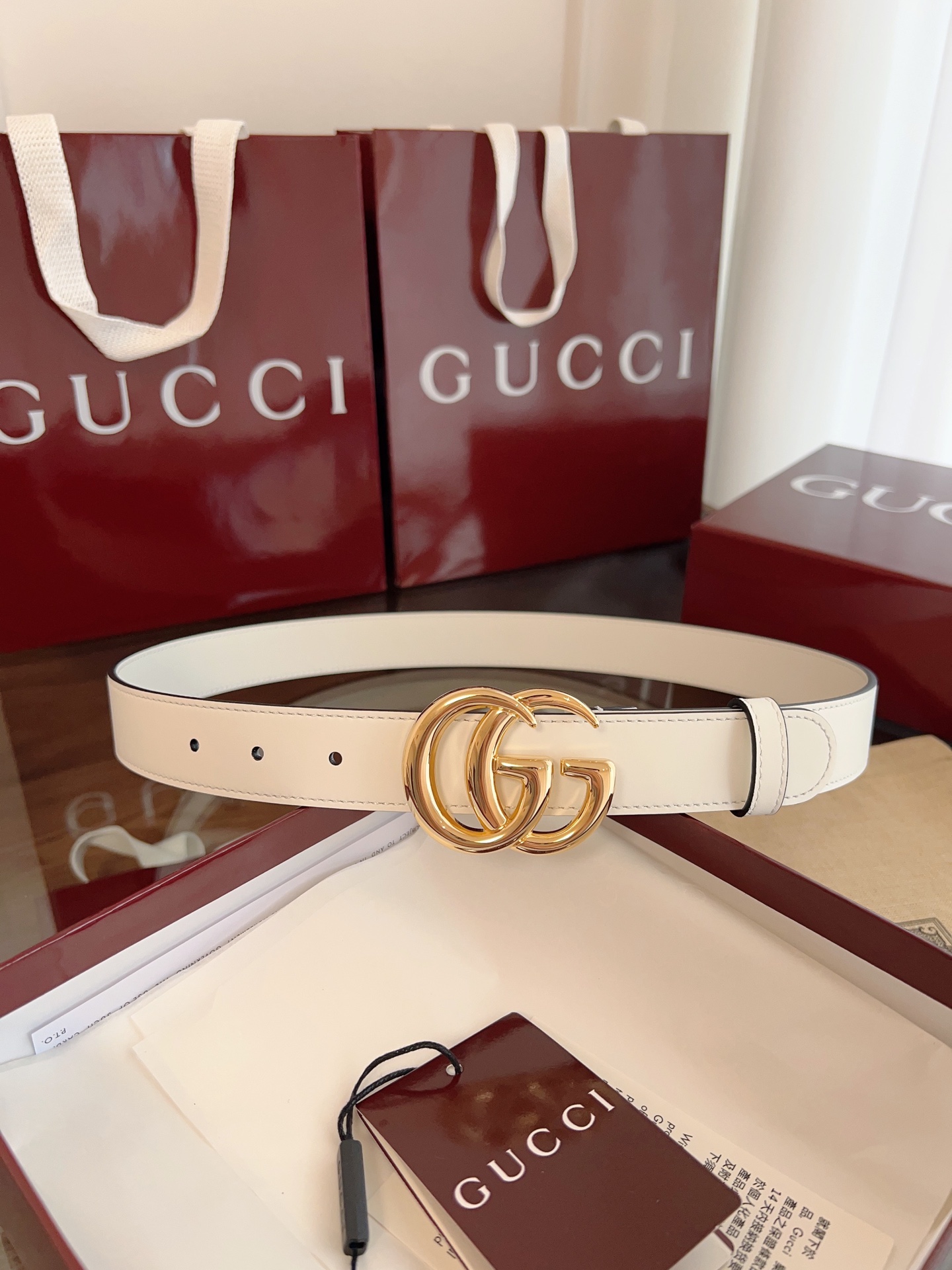  GUCCI 表面头层小牛皮 宽度3.0cm 专柜新版logo横标，原版进口南非皮底，精品双G铜扣  高