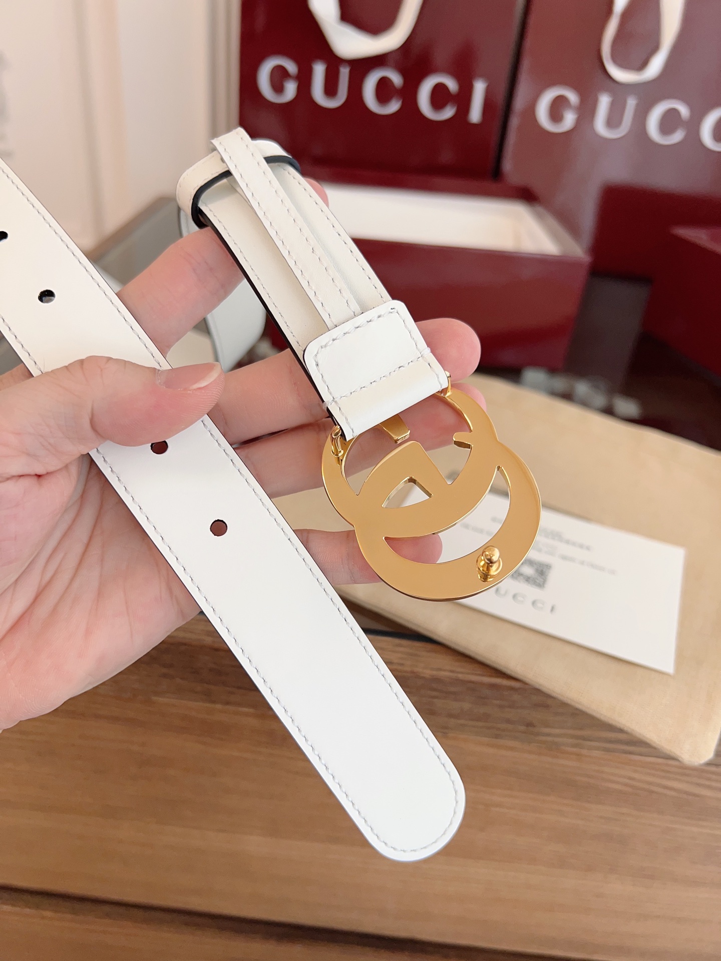  GUCCI 表面头层小牛皮 宽度3.0cm 专柜新版logo横标，原版进口南非皮底，精品双G铜扣  高