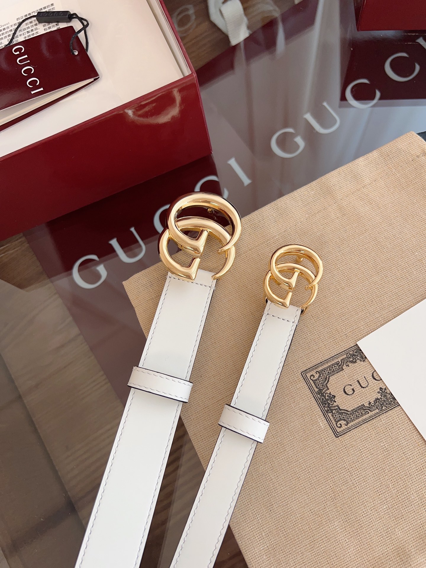  GUCCI 表面头层小牛皮 宽度3.0cm 专柜新版logo横标，原版进口南非皮底，精品双G铜扣  高