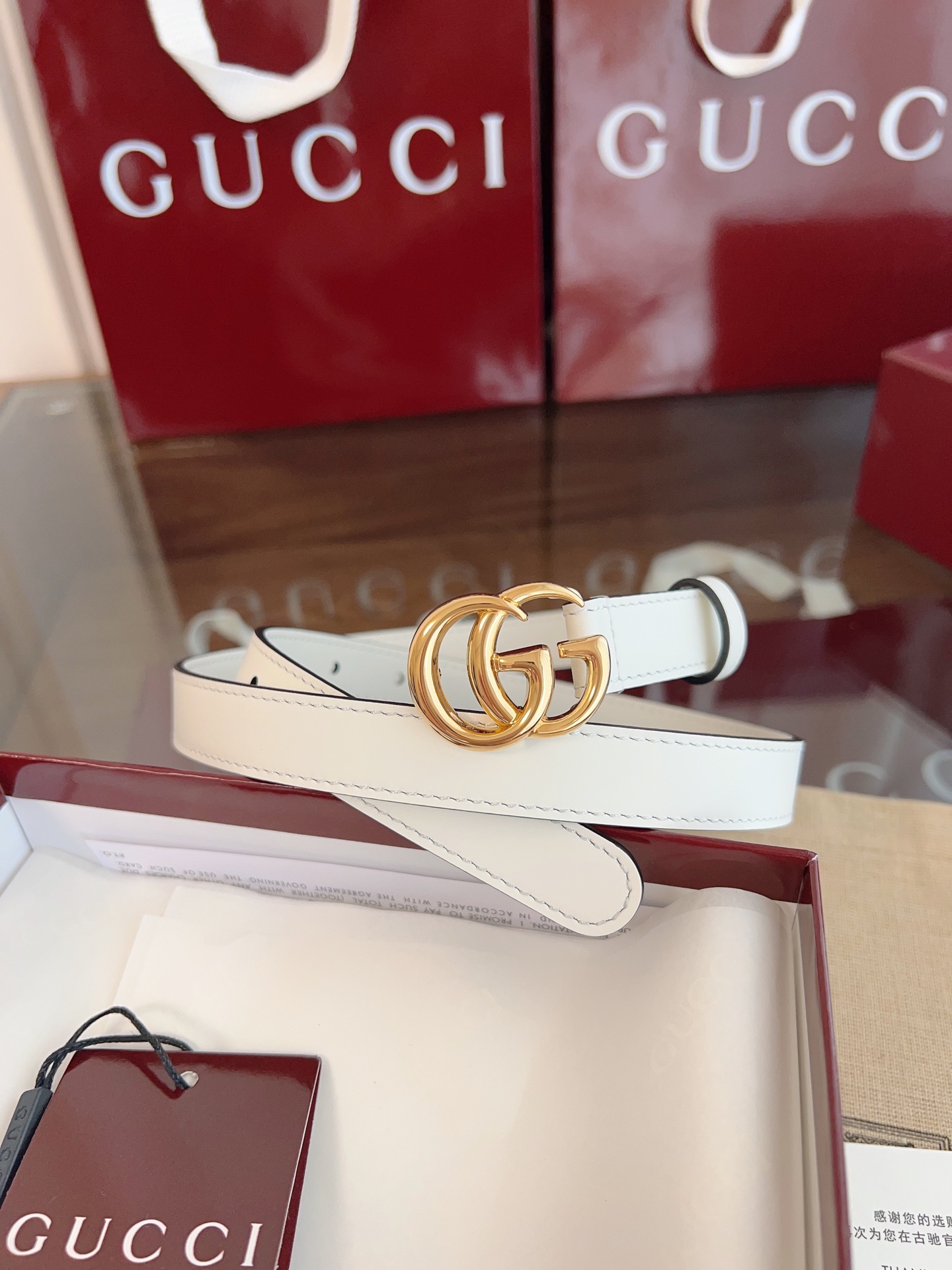  GUCCI 表面头层小牛皮 宽度2.0cm 专柜新版logo横标，原版进口南非皮底，精品双G铜扣  高