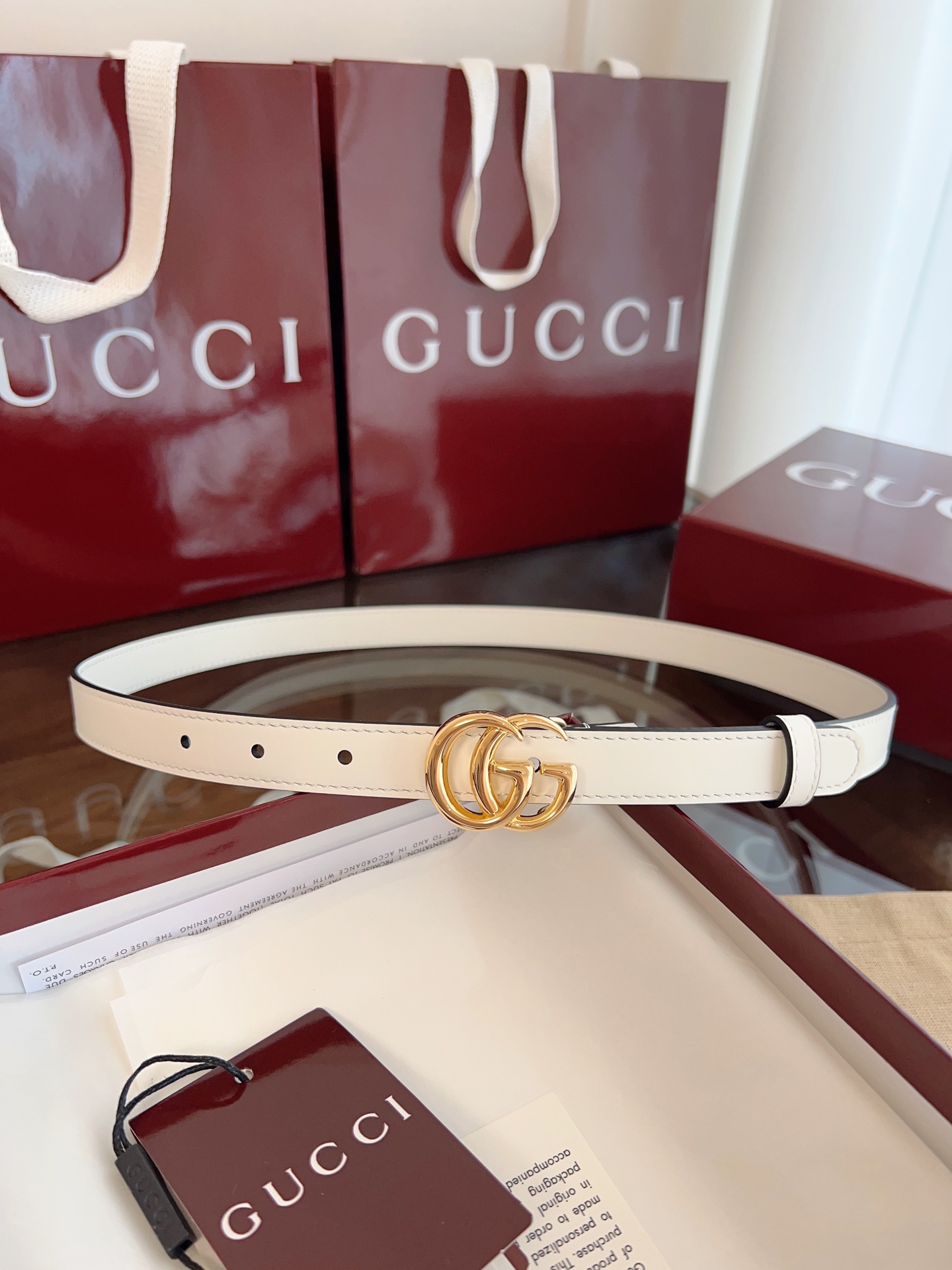  GUCCI 表面头层小牛皮 宽度2.0cm 专柜新版logo横标，原版进口南非皮底，精品双G铜扣  高