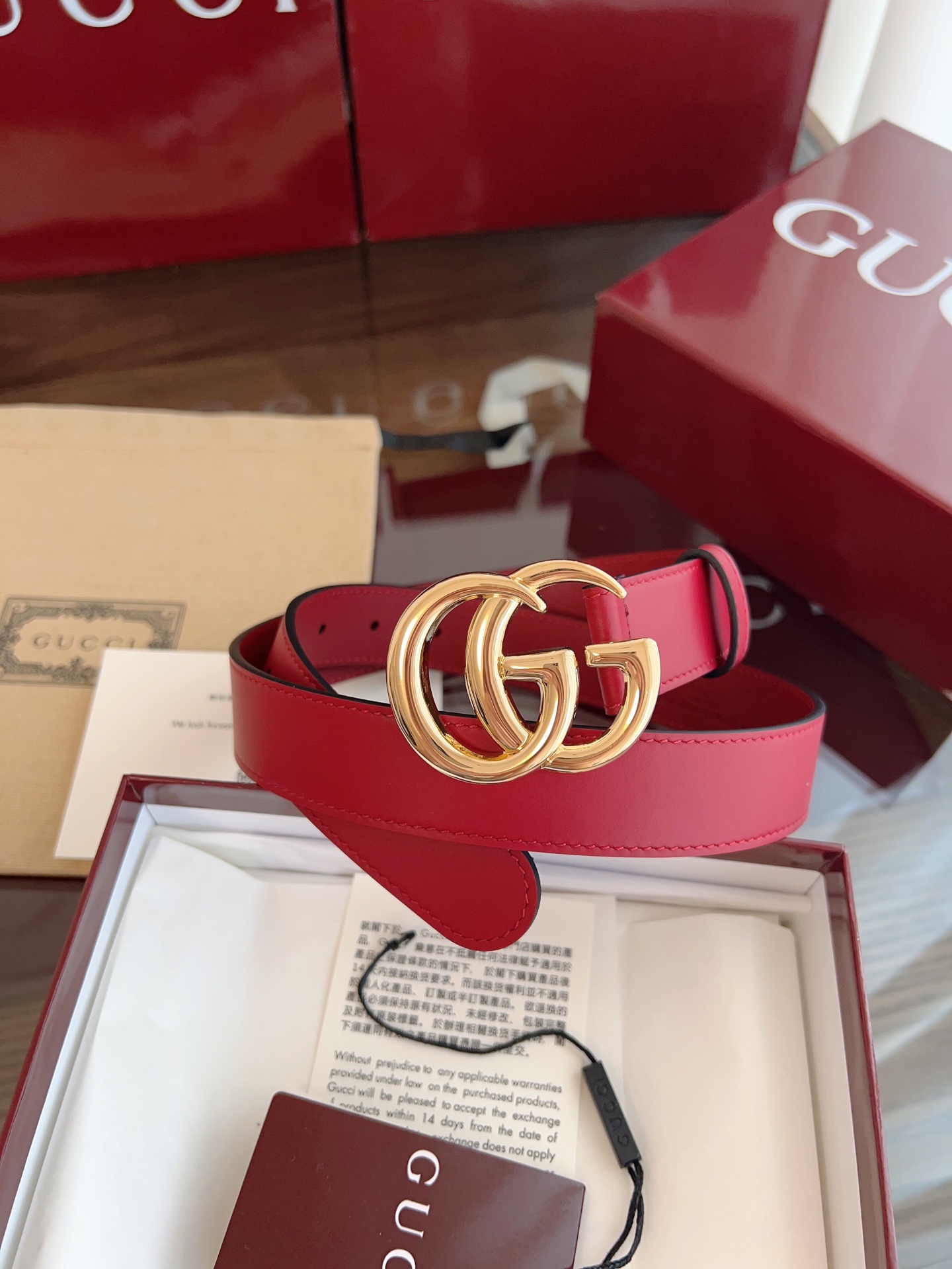  GUCCI 表面头层小牛皮 宽度3.0cm 专柜新版logo横标，原版进口南非皮底，精品双G铜扣  高