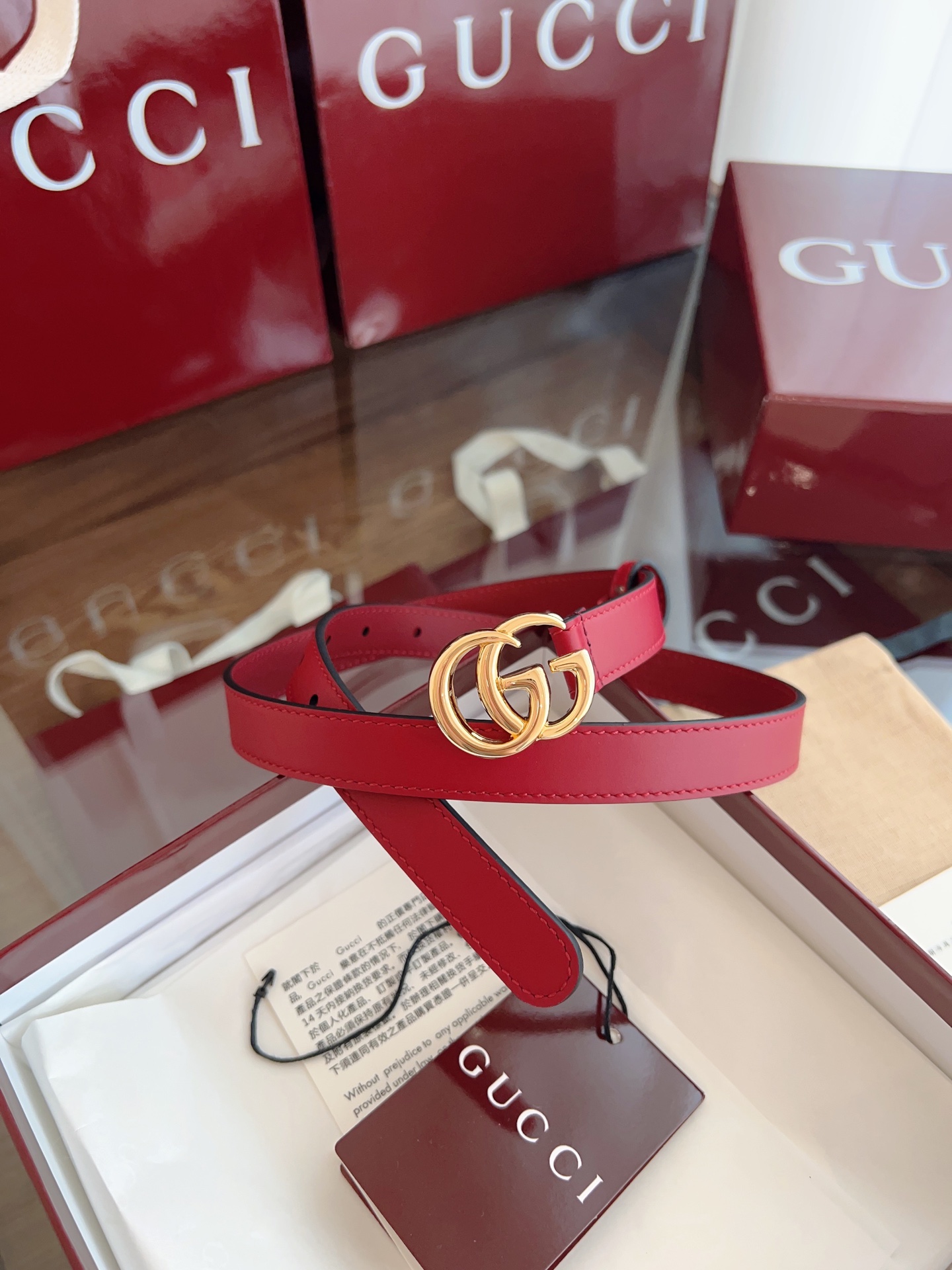  GUCCI 表面头层小牛皮 宽度2.0cm 专柜新版logo横标，原版进口南非皮底，精品双G铜扣  高
