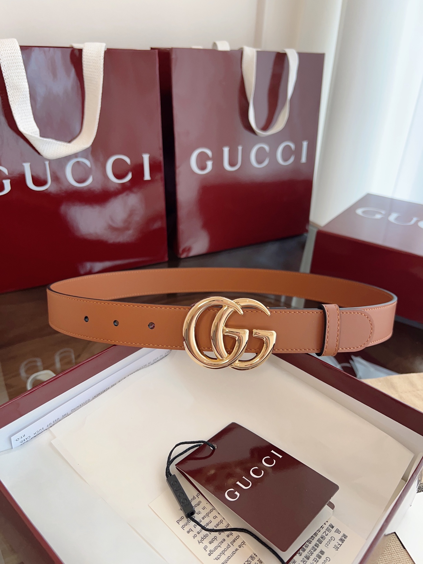  GUCCI 表面头层小牛皮 宽度3.0cm 专柜新版logo横标，原版进口南非皮底，精品双G铜扣  高